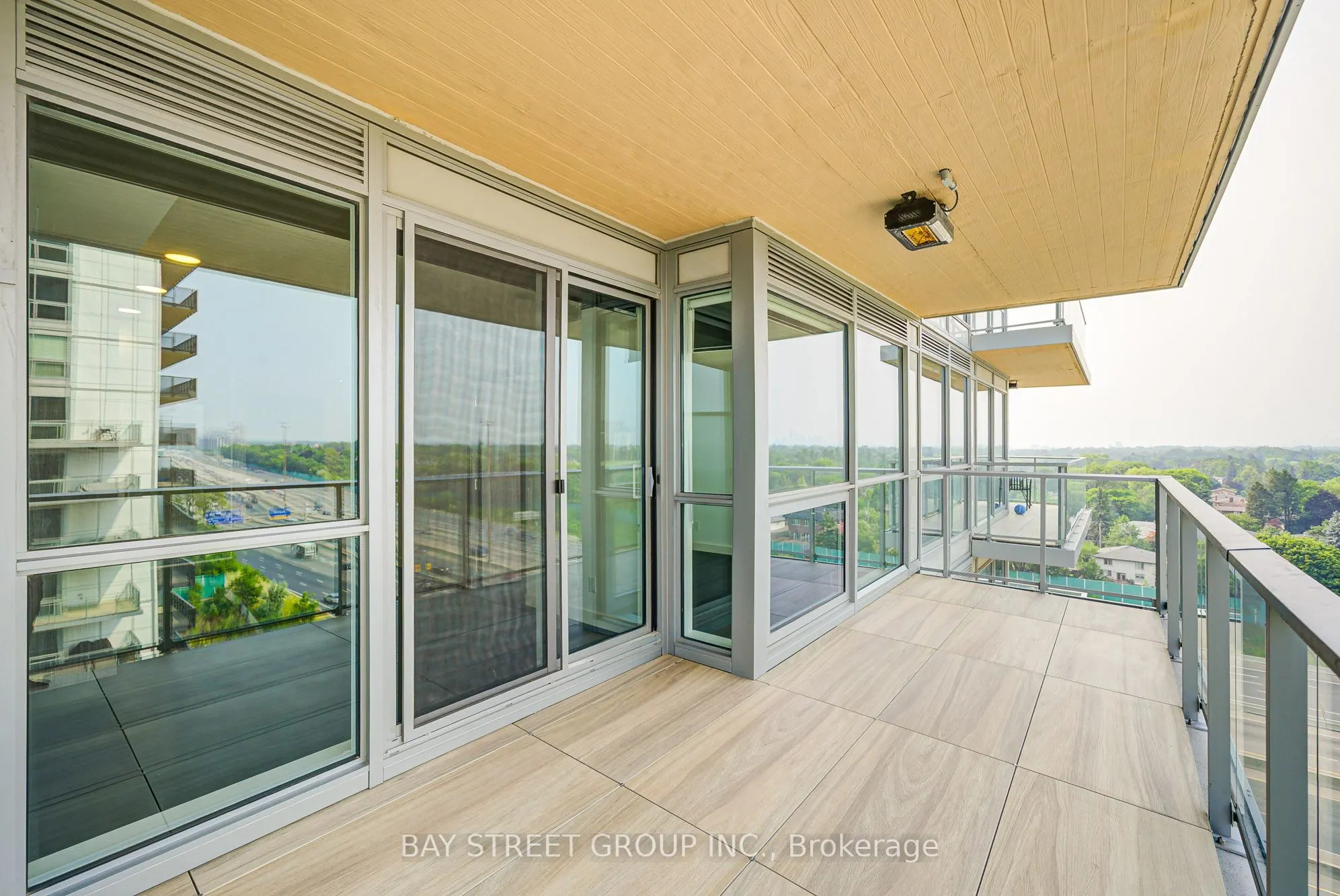 27 McMahon Drive, #1507
