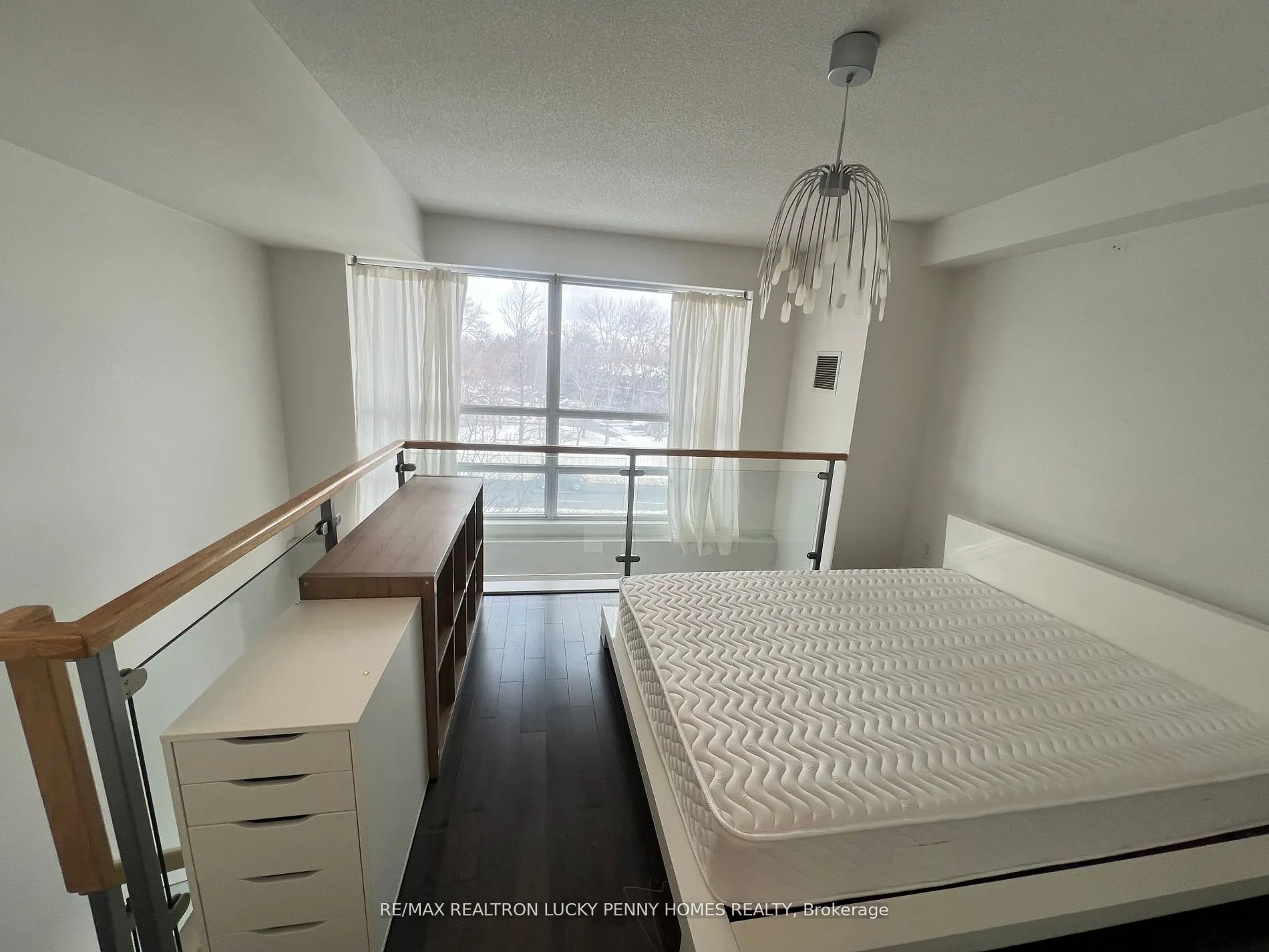 2035 Sheppard Avenue E, #109