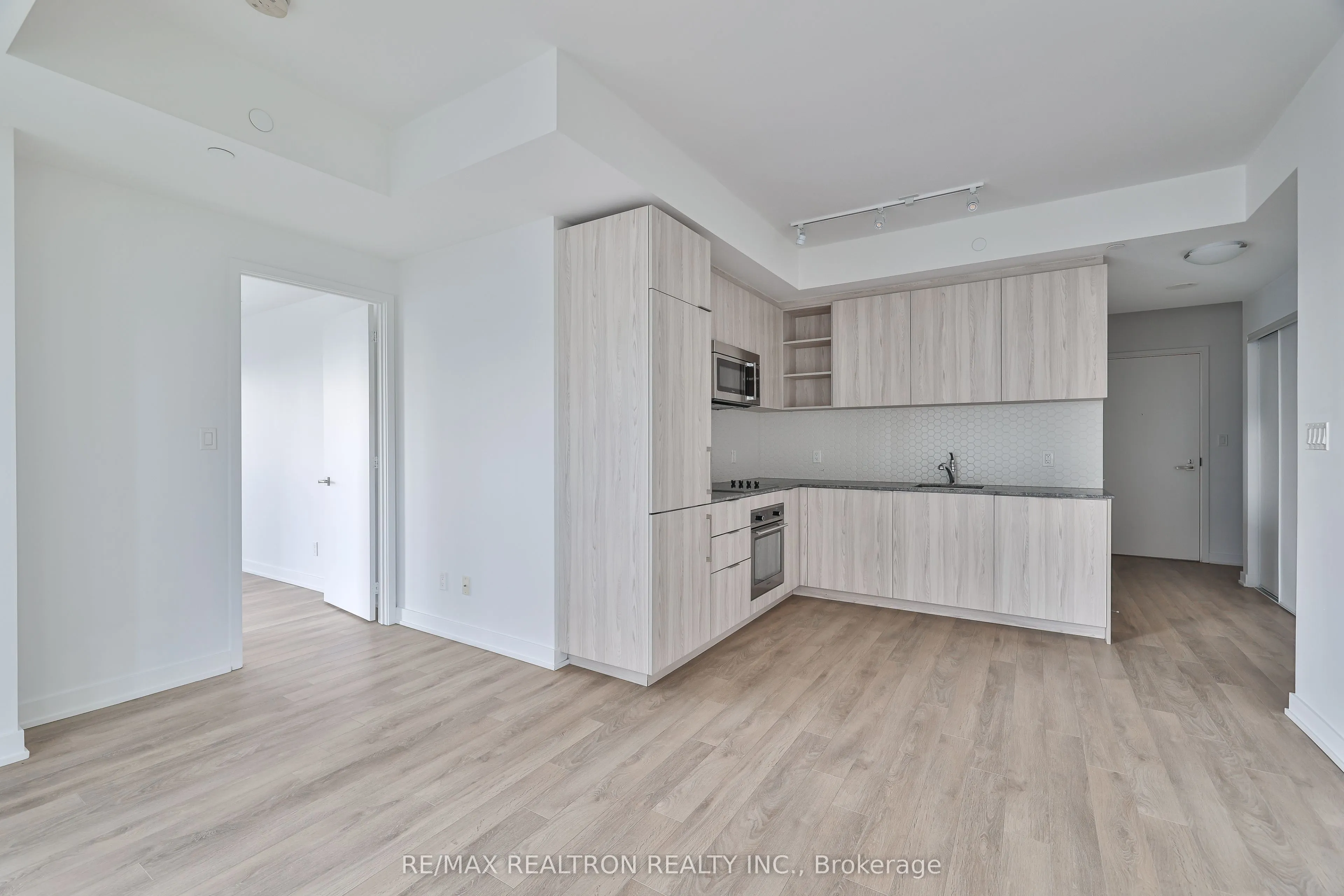 50 Ordnance Street, #2505