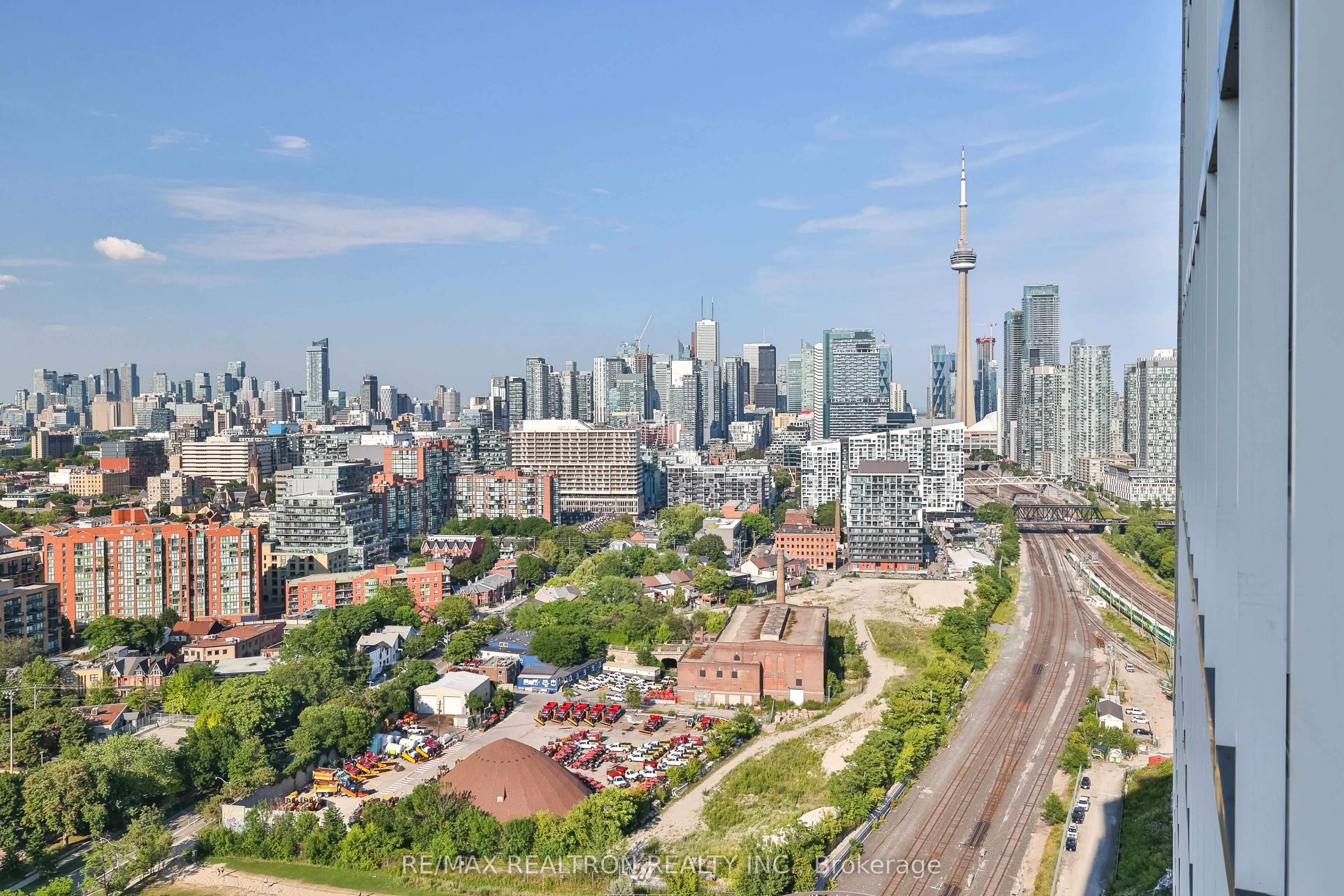 50 Ordnance Street, #2505