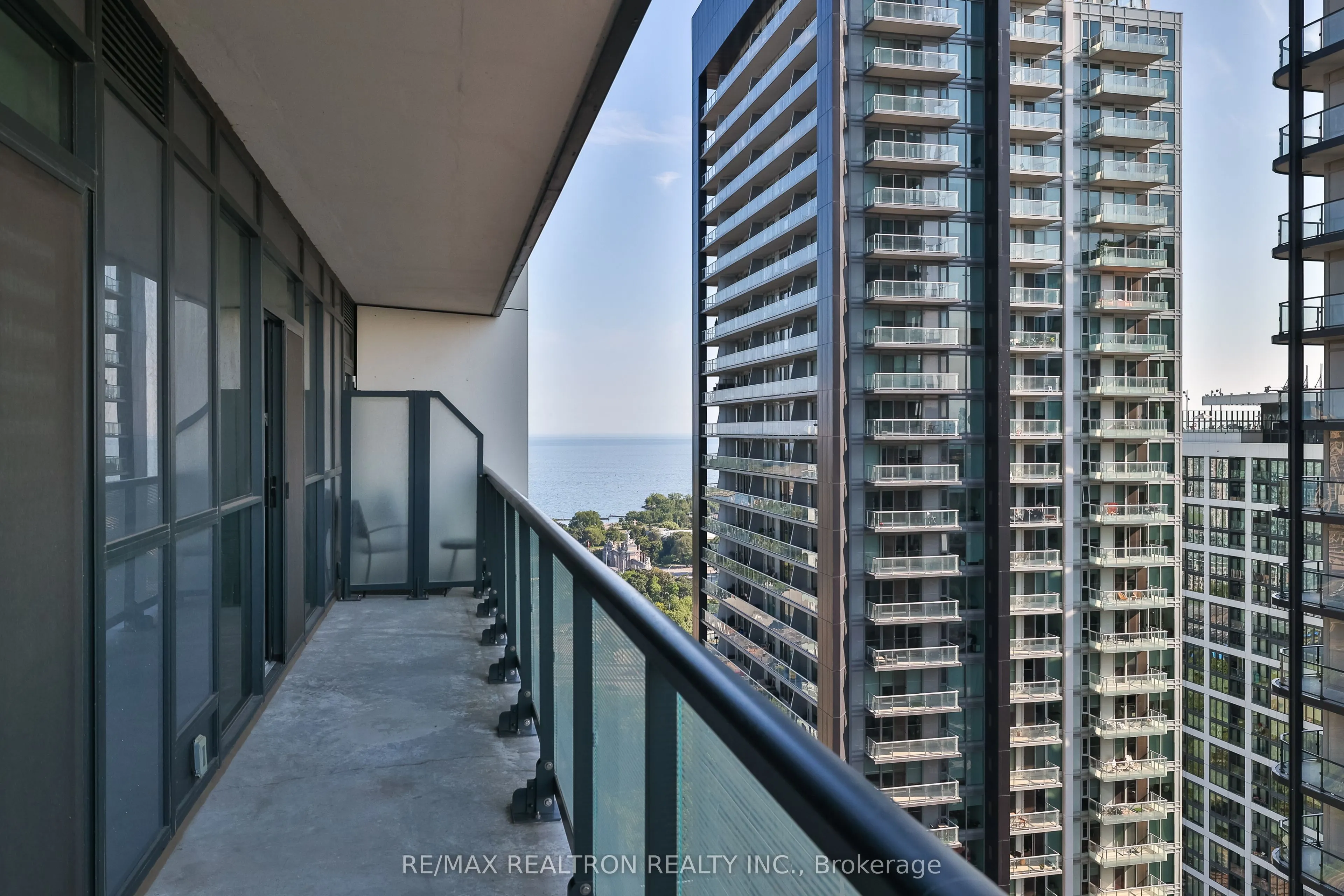 50 Ordnance Street, #2505