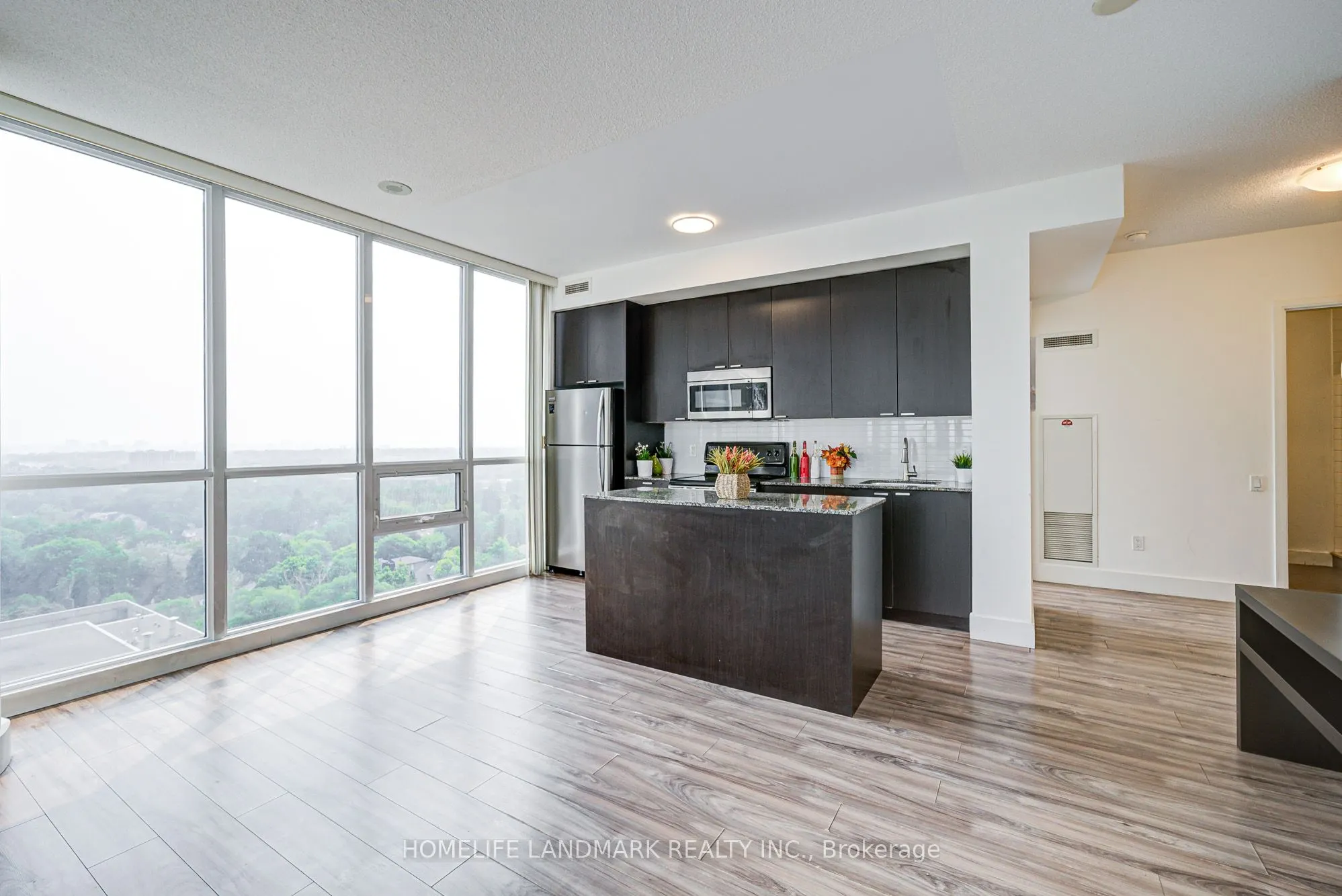 23 Sheppard Avenue E, #2004
