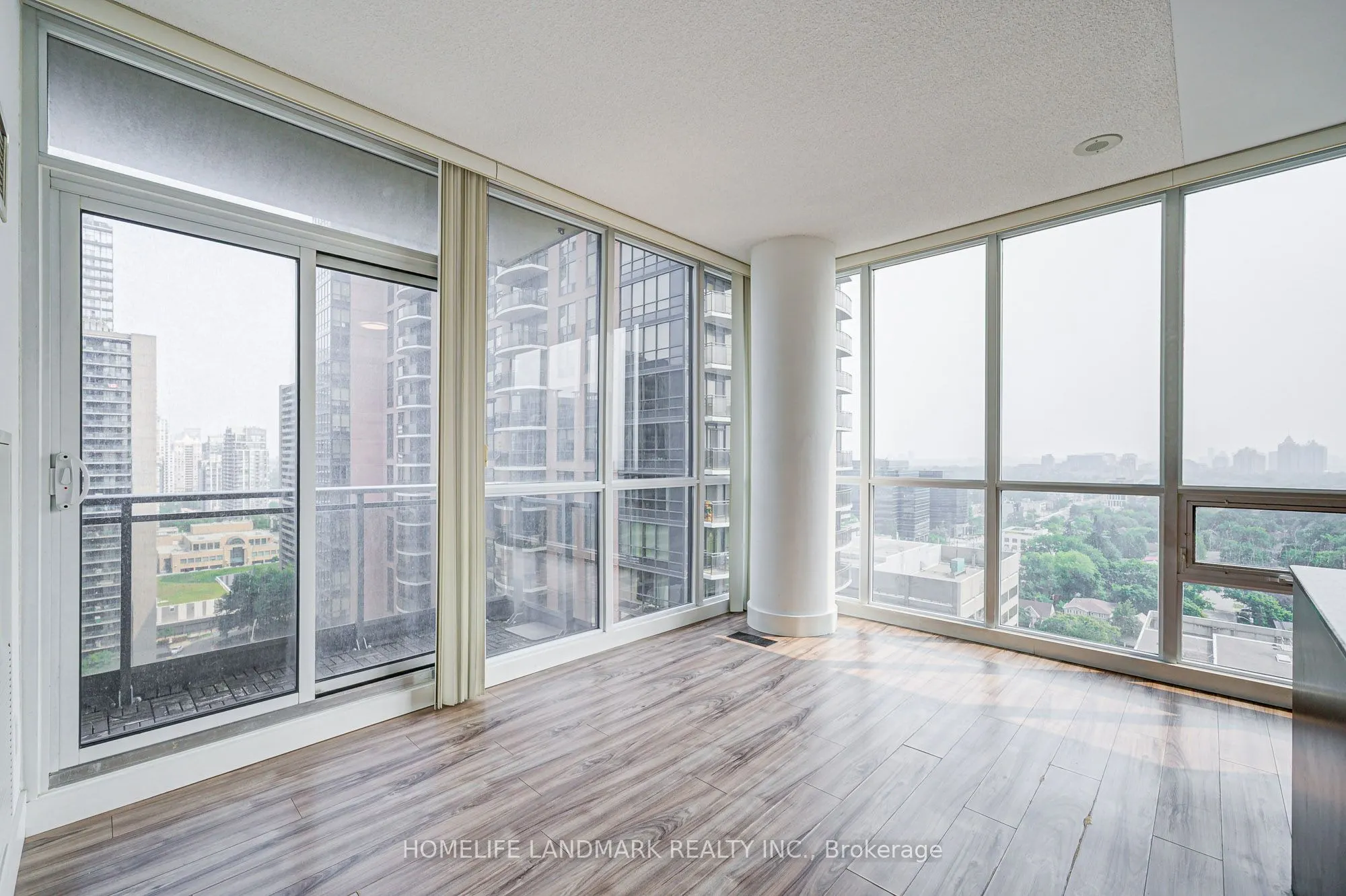 23 Sheppard Avenue E, #2004