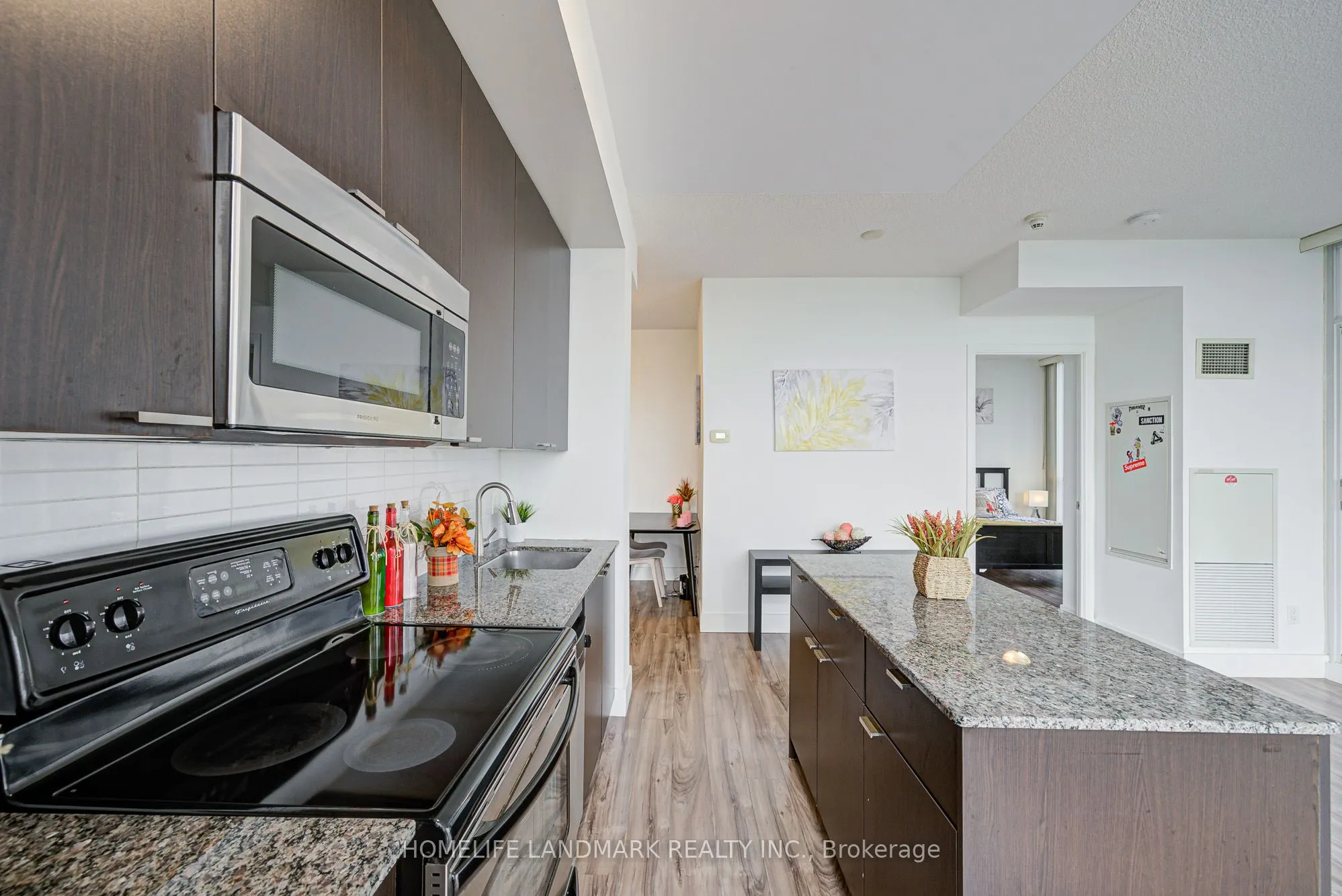 23 Sheppard Avenue E, #2004