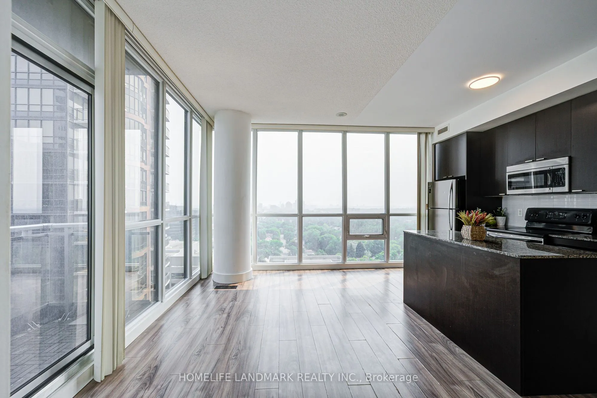 23 Sheppard Avenue E, #2004