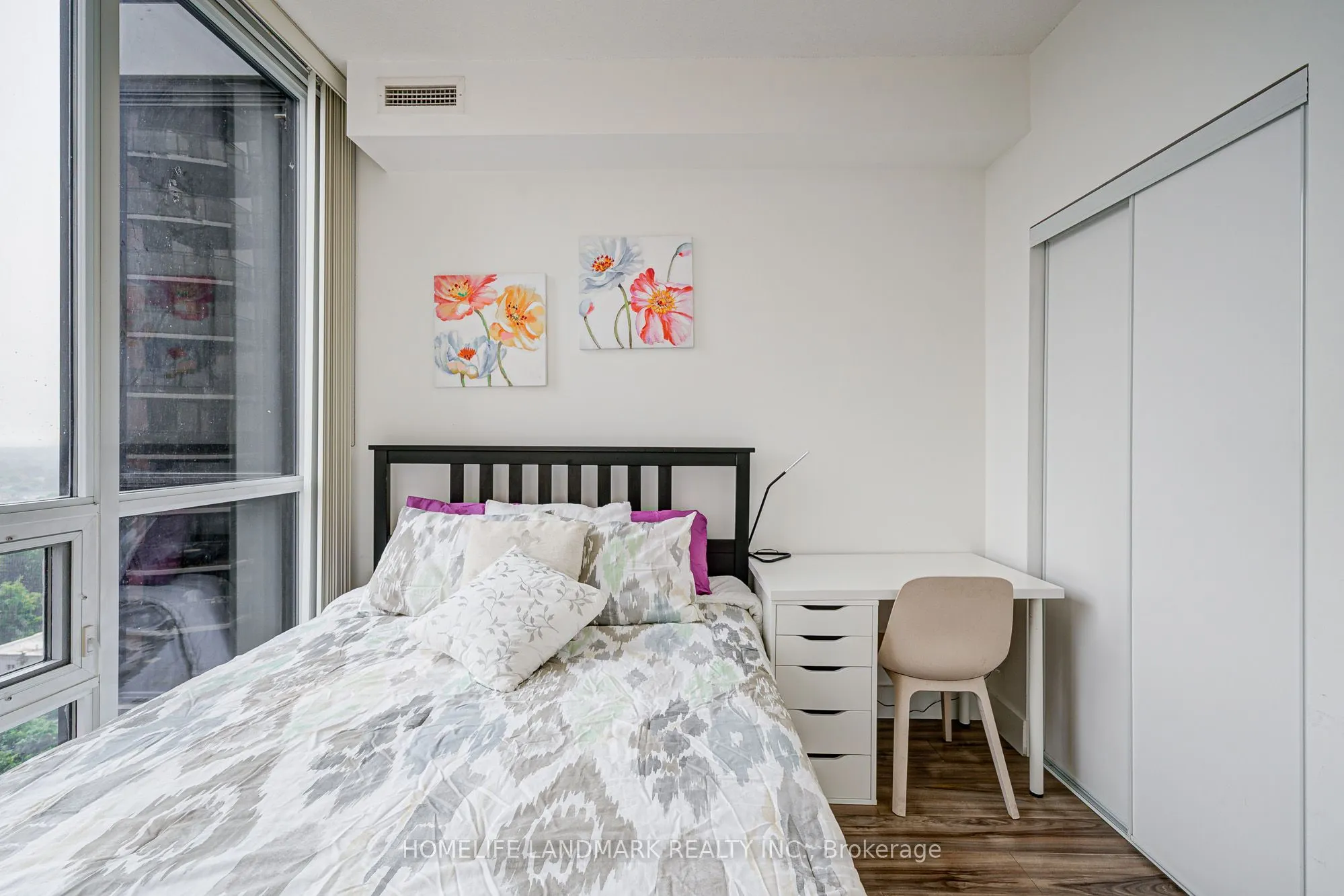 23 Sheppard Avenue E, #2004