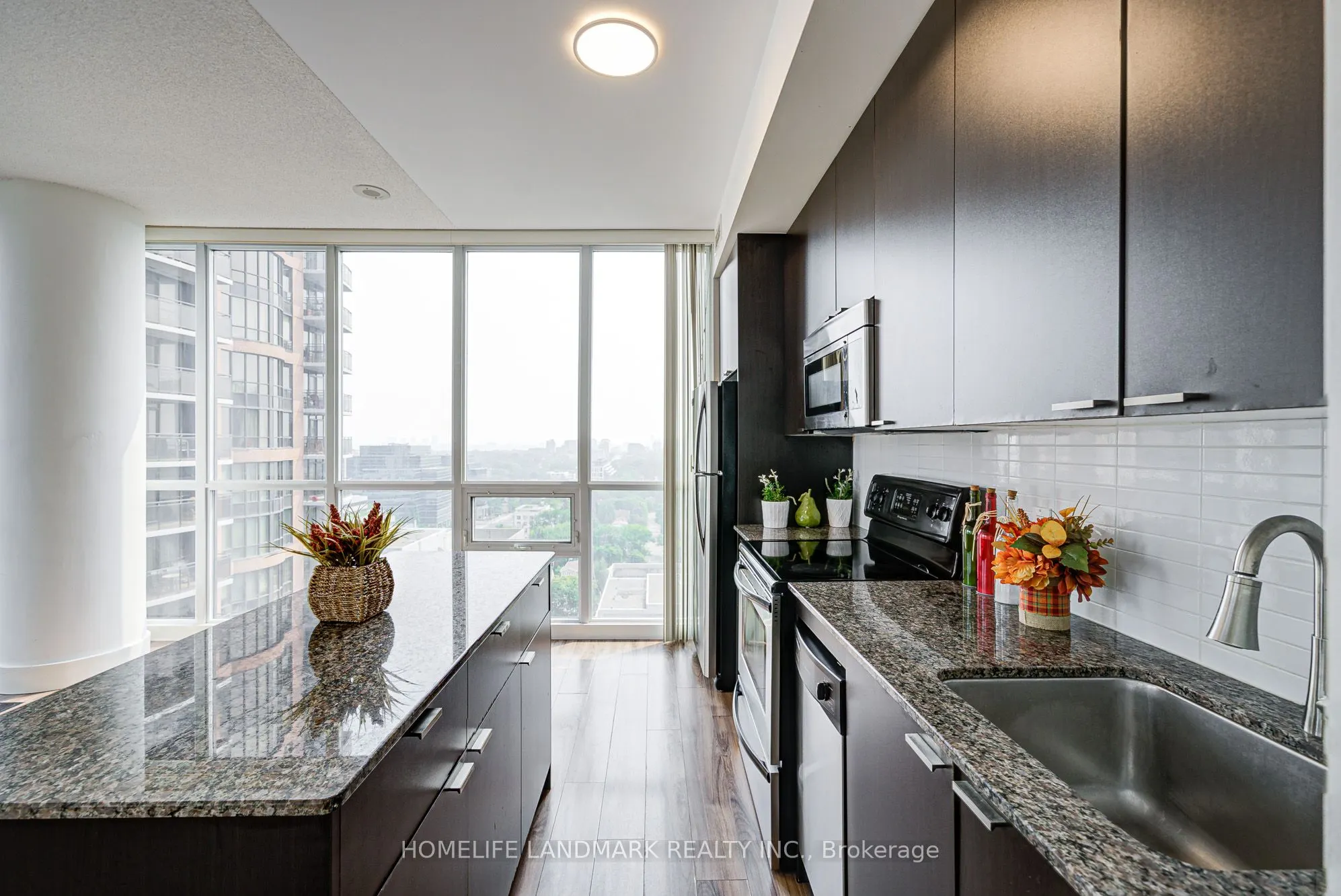 23 Sheppard Avenue E, #2004