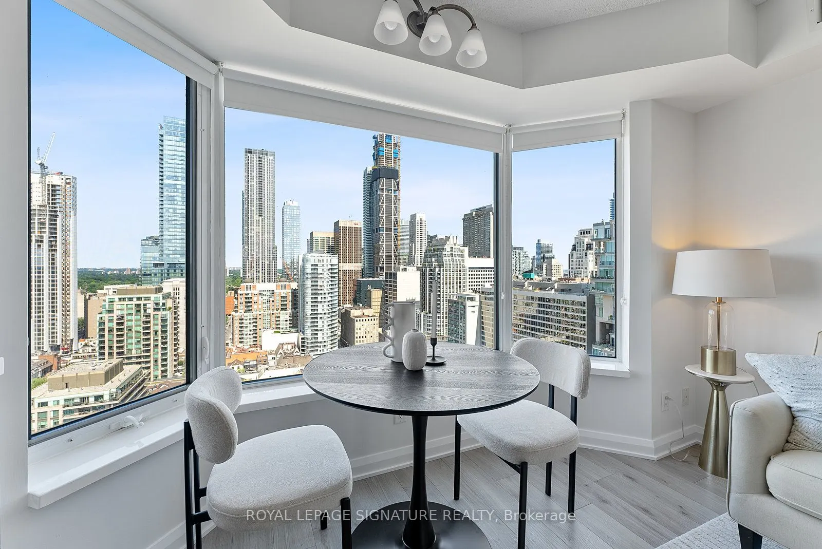 155 Yorkville Avenue, #2706