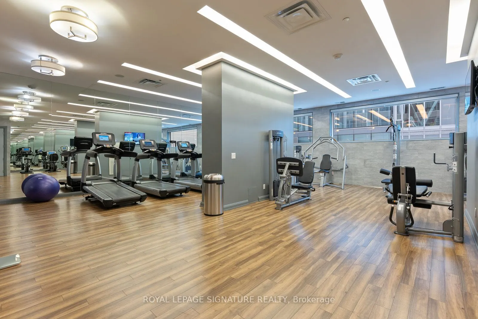 155 Yorkville Avenue, #2706