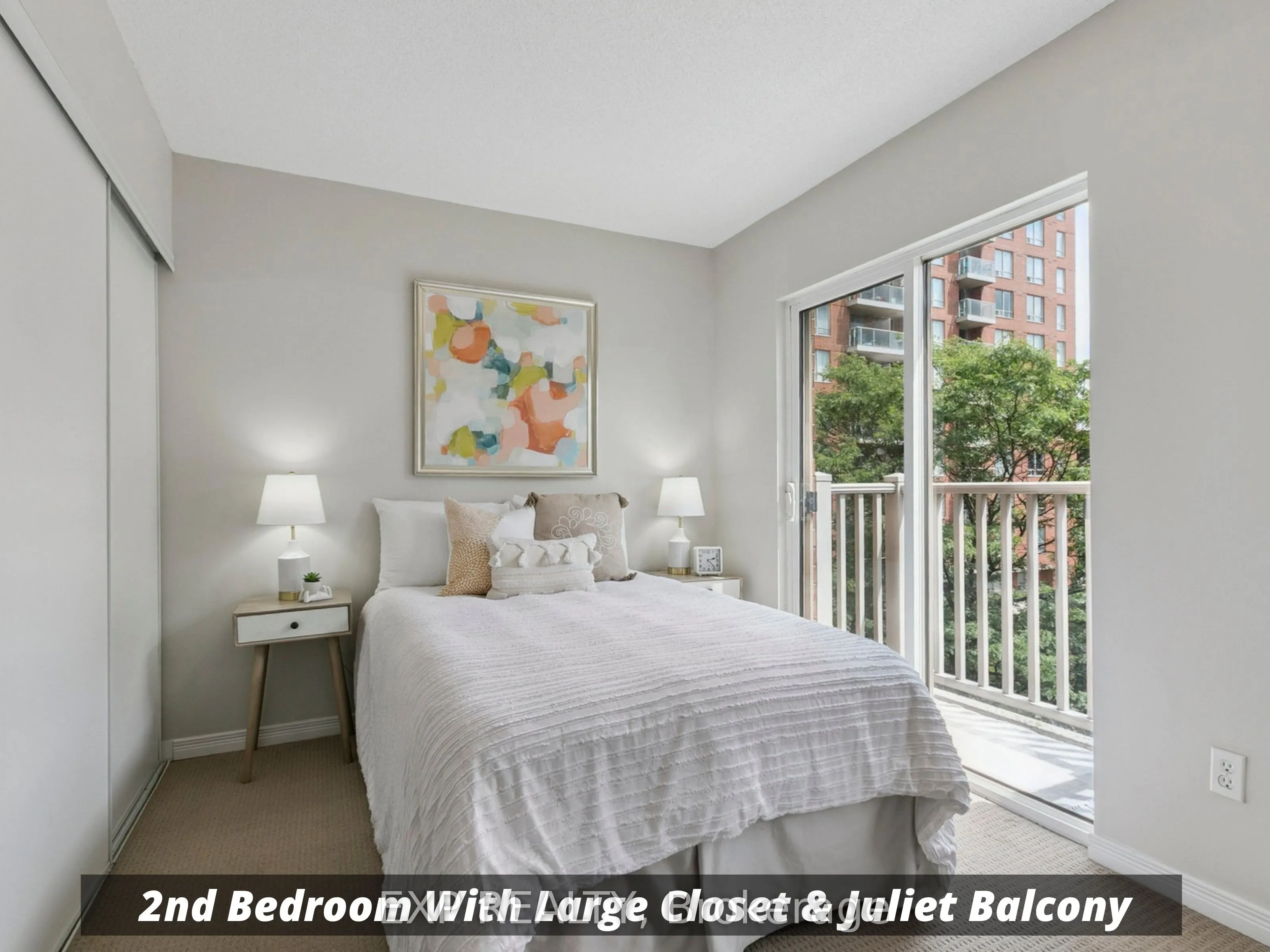 21 Ruttan Street, #242