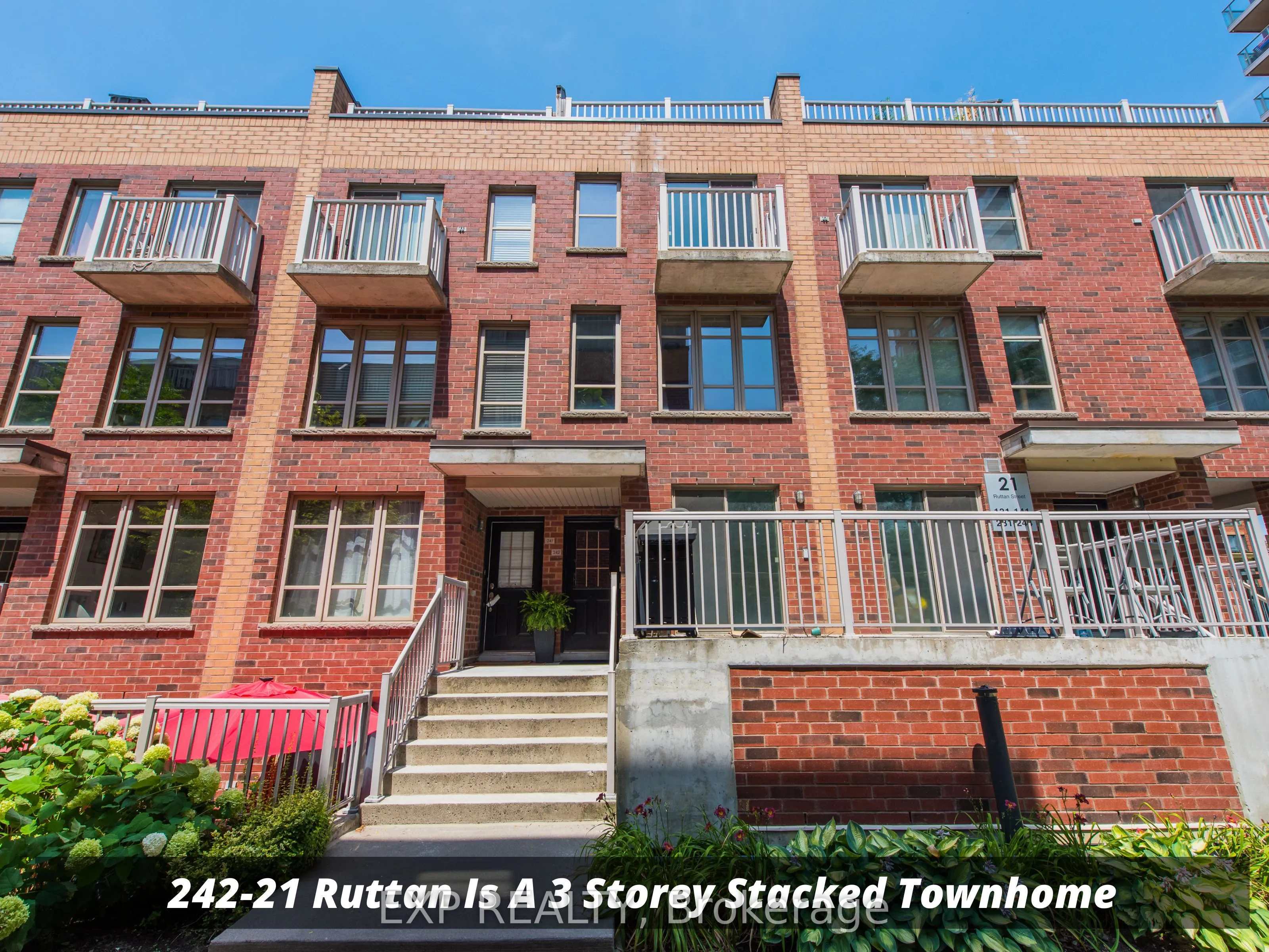 21 Ruttan Street, #242