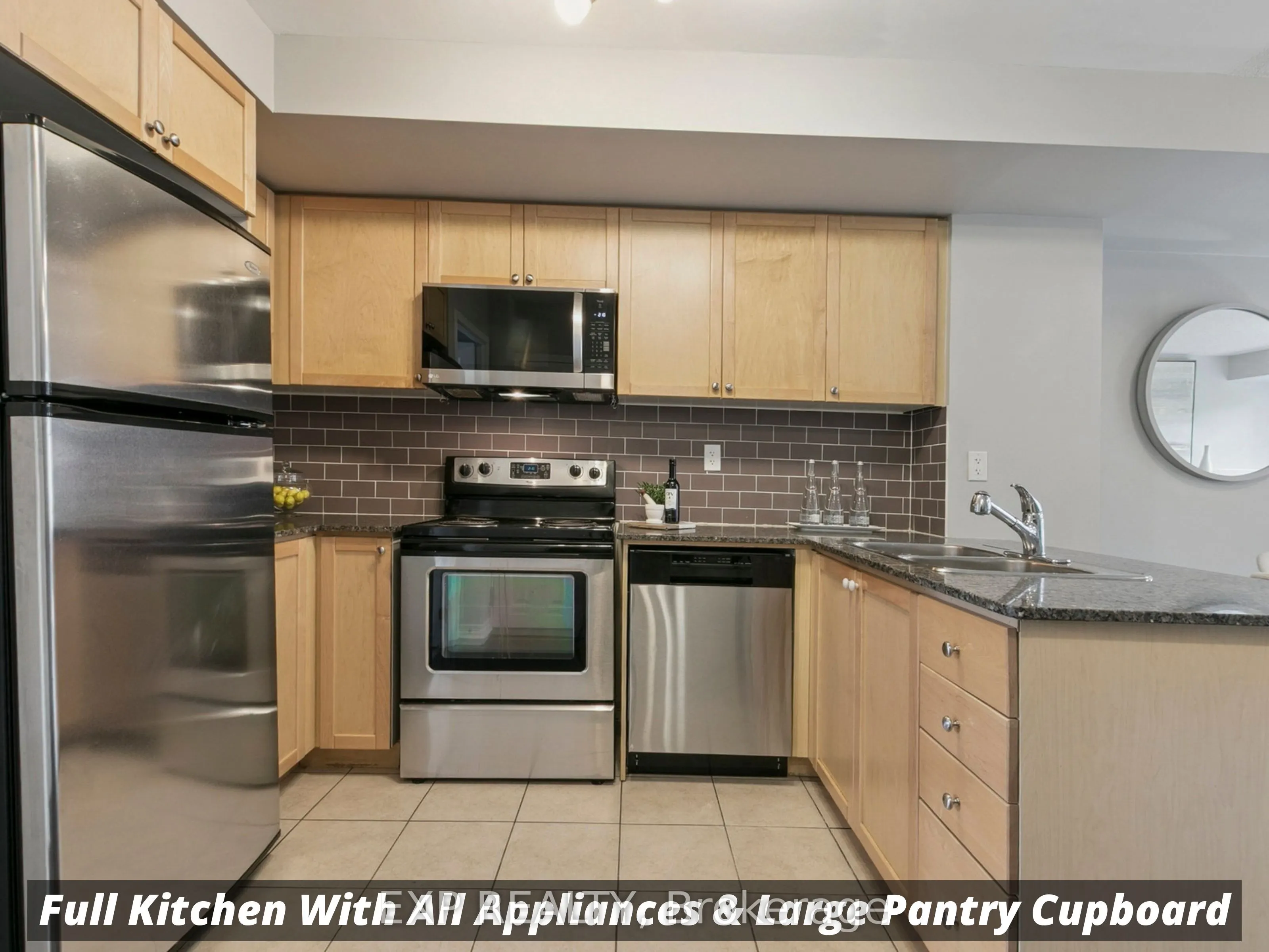 21 Ruttan Street, #242