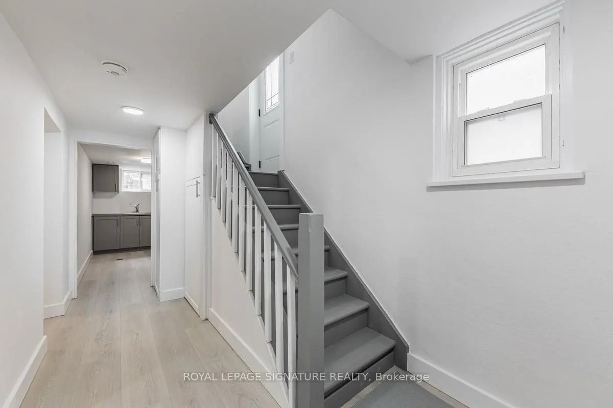 150 Davisville Avenue, #Lower