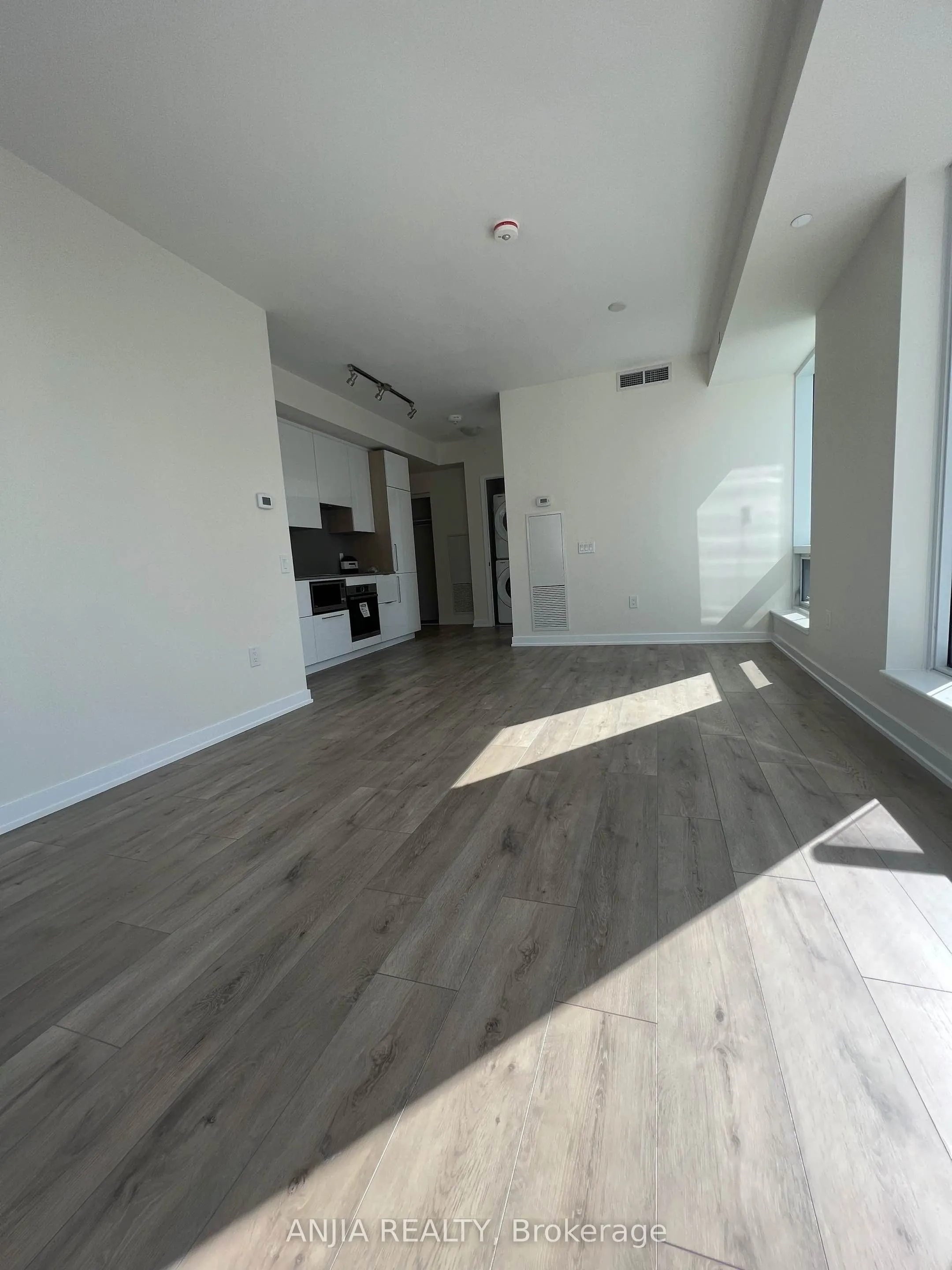 28 Freeland Street, #2804
