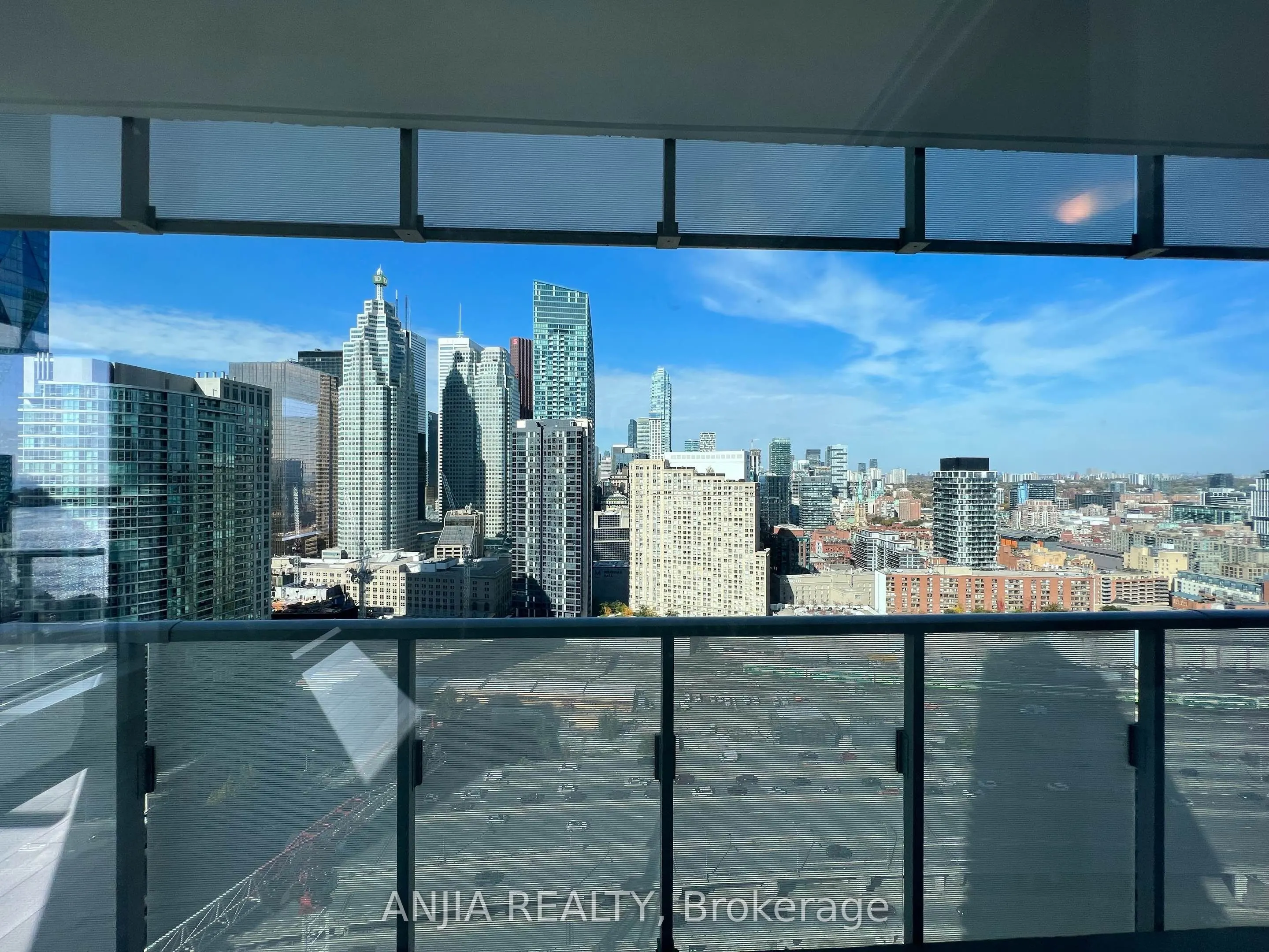 28 Freeland Street, #2804