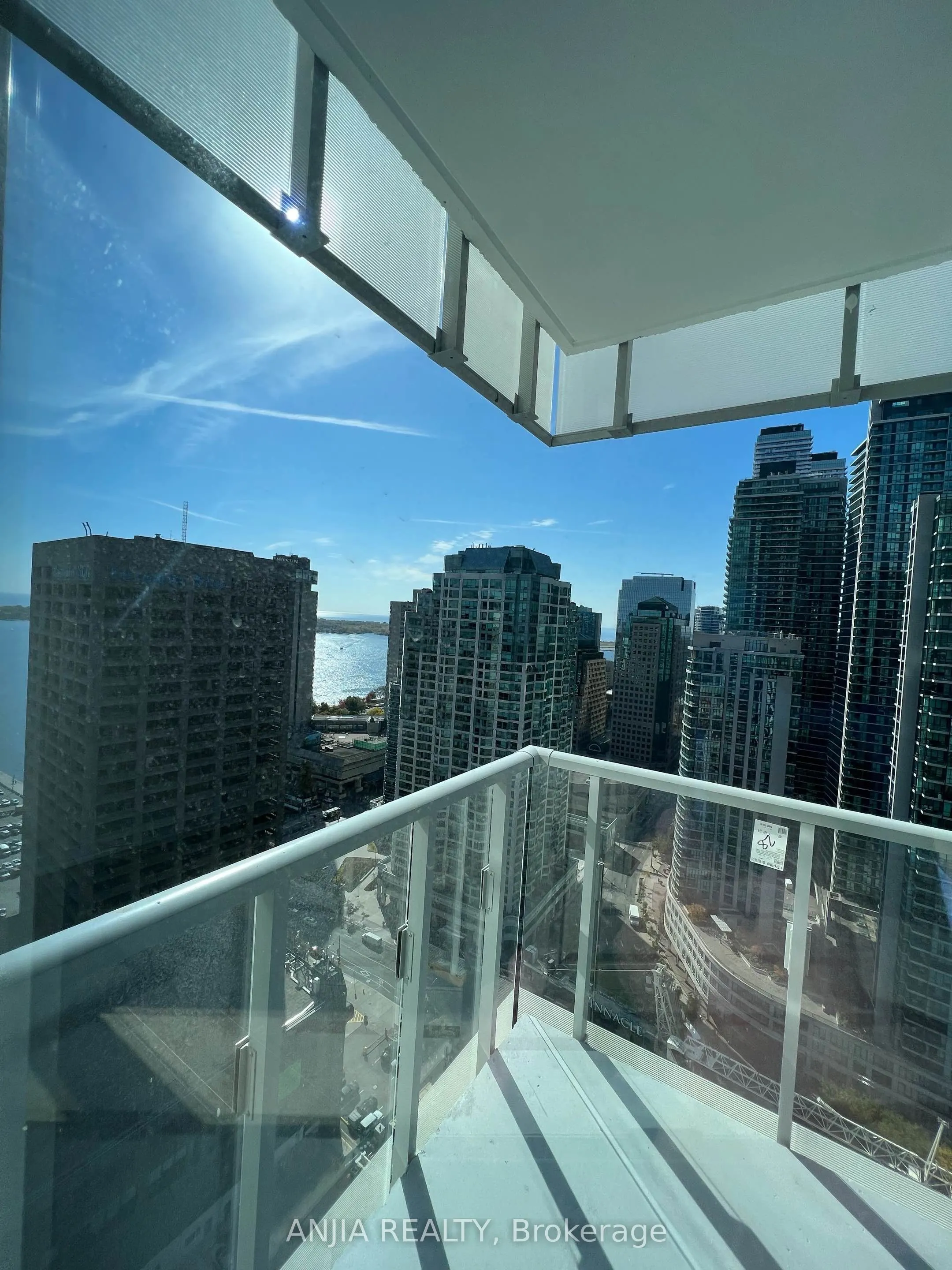28 Freeland Street, #2804