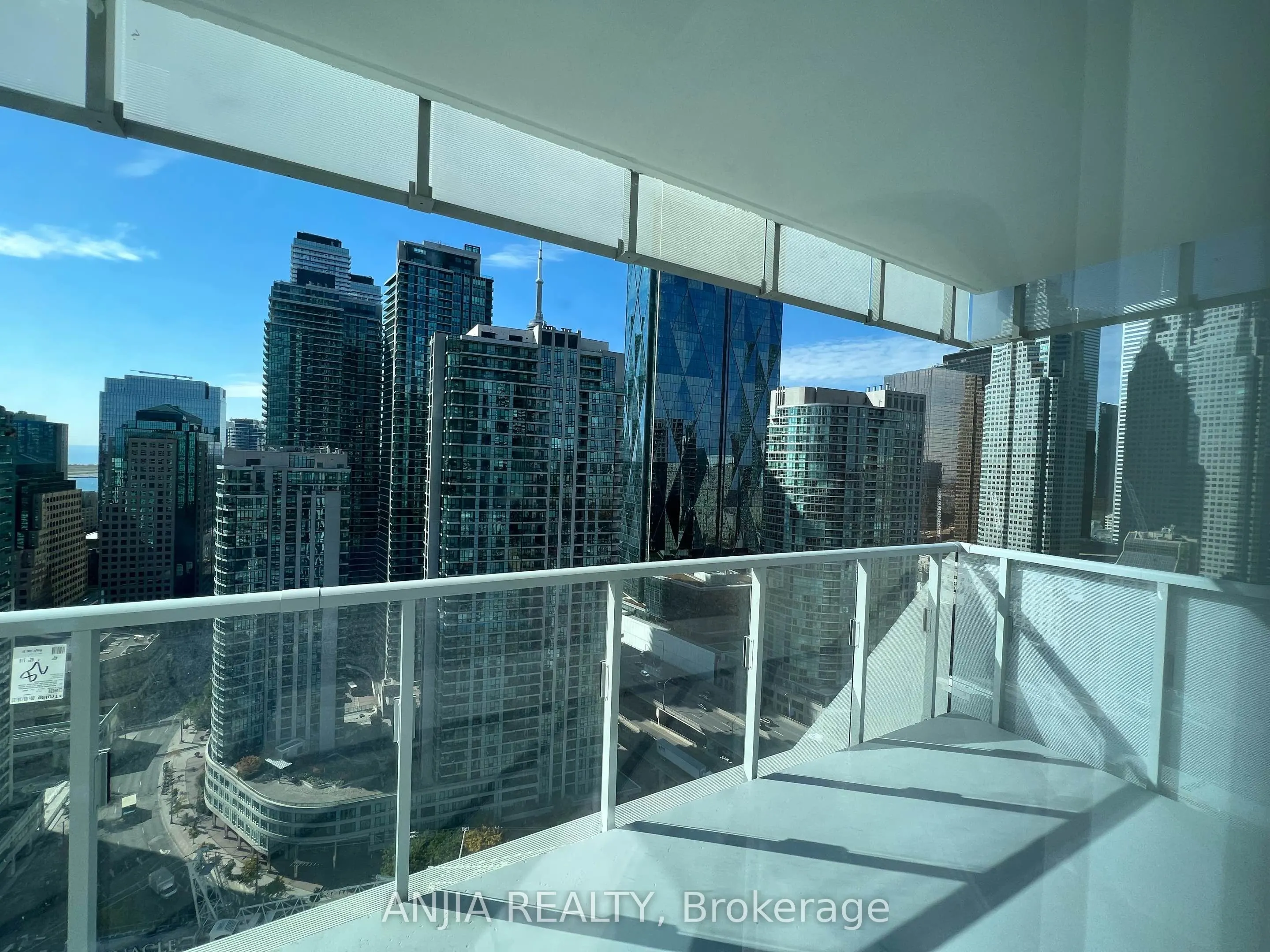 28 Freeland Street, #2804