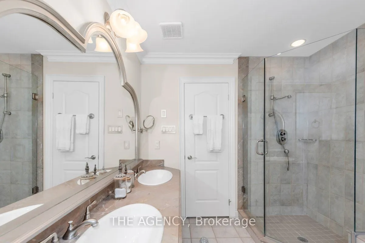 313 Broadway Avenue