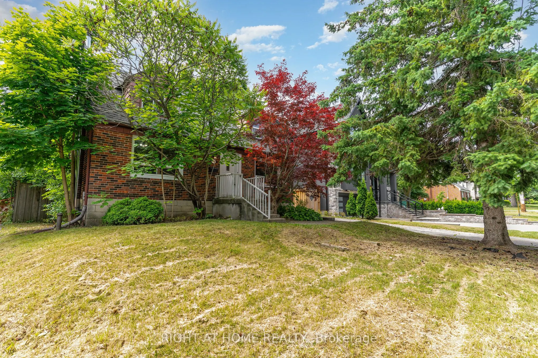 45 Yorkview Drive S