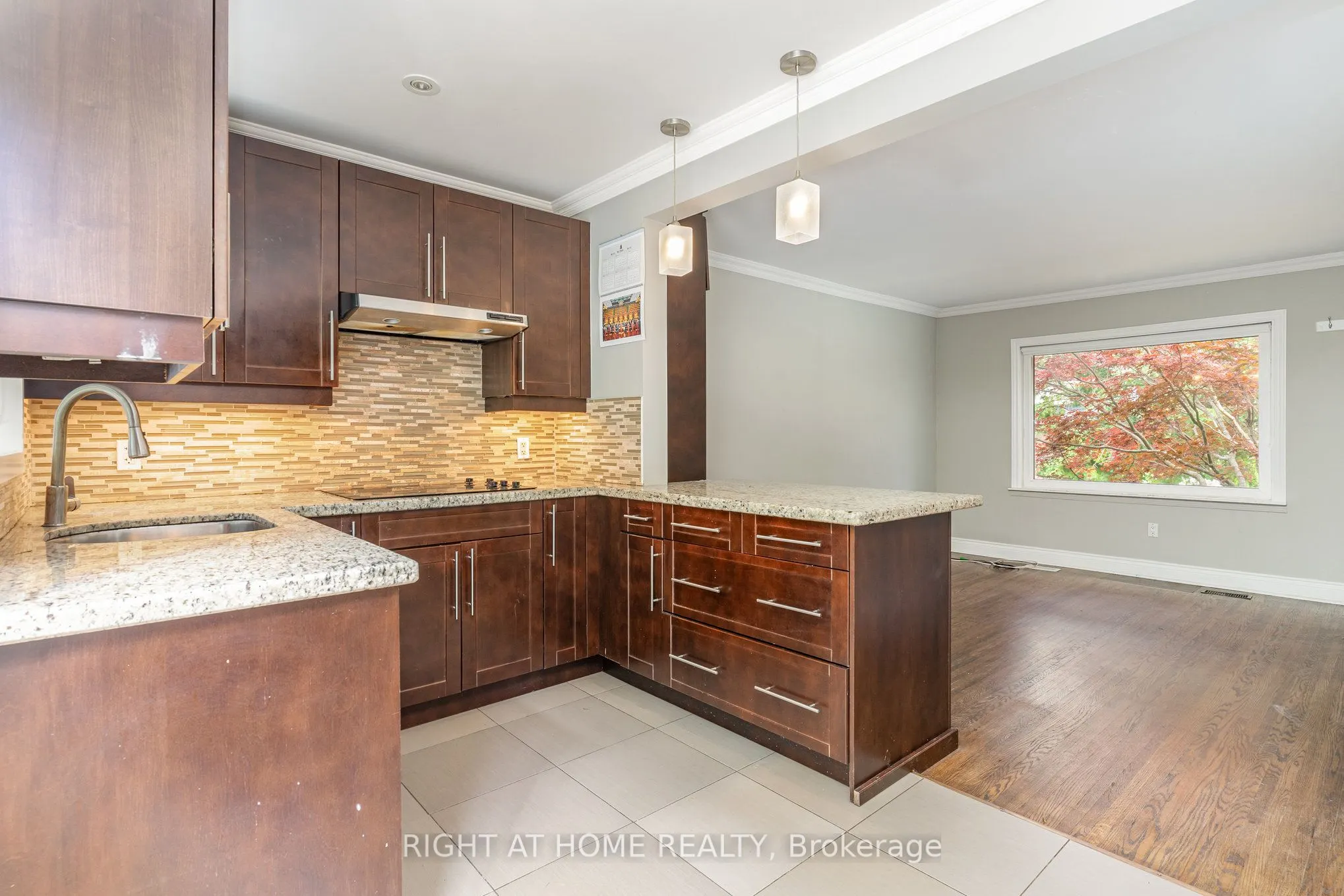 45 Yorkview Drive S