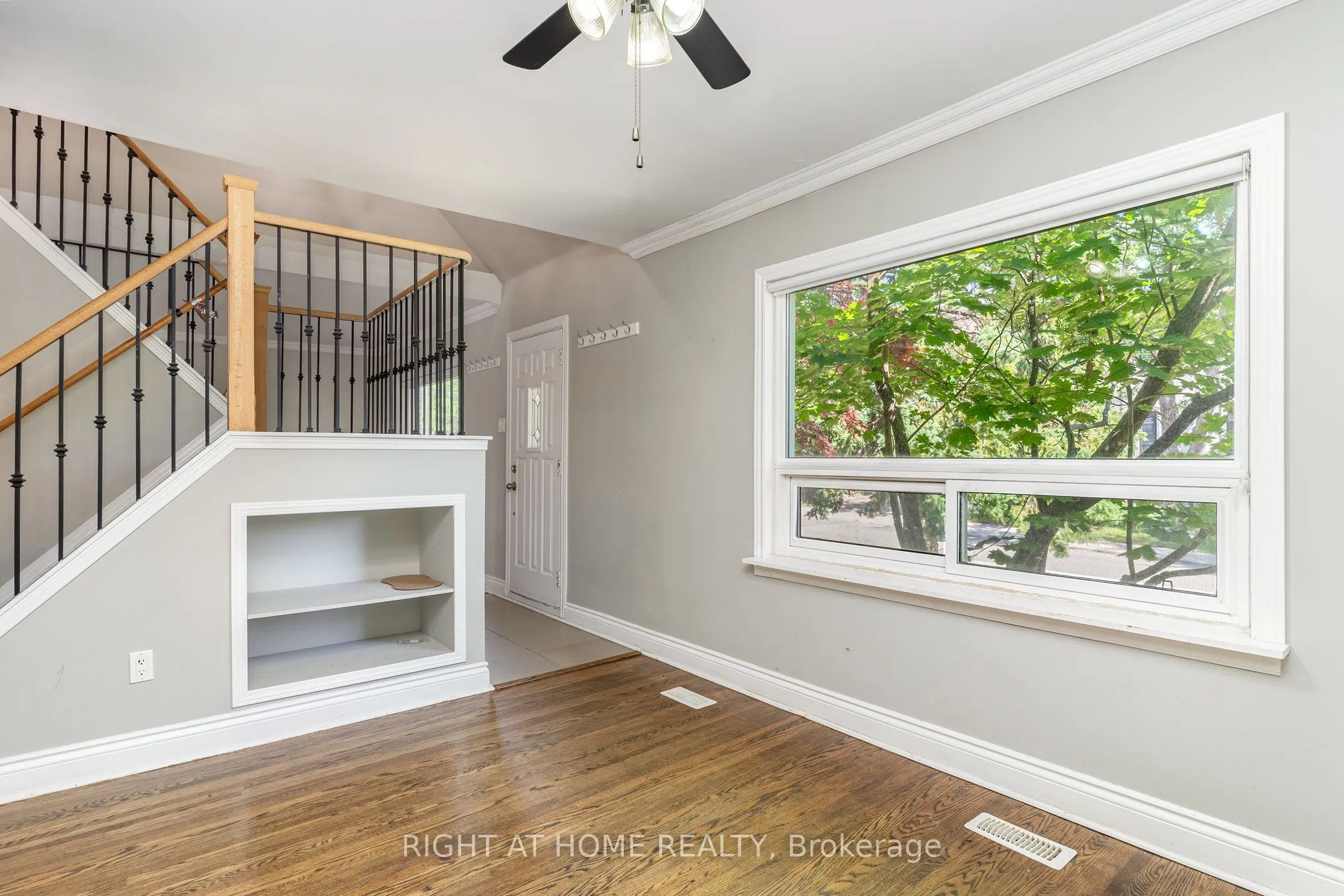 45 Yorkview Drive S