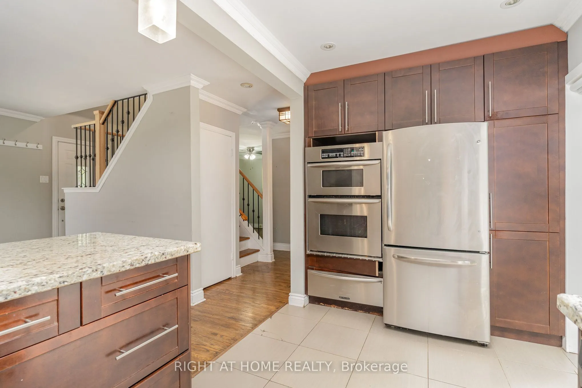 45 Yorkview Drive S