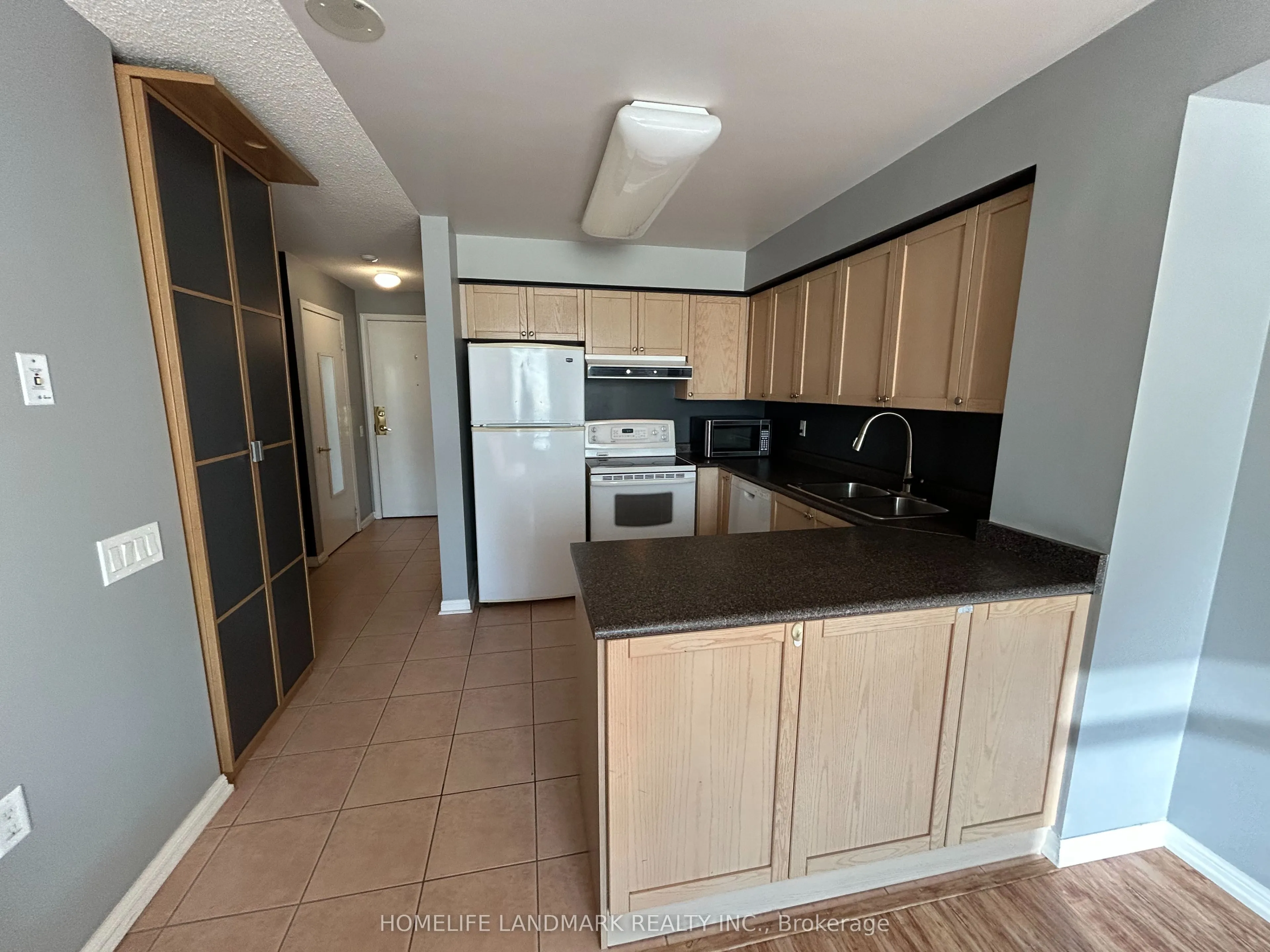 650 Lawrence Avenue W, #314