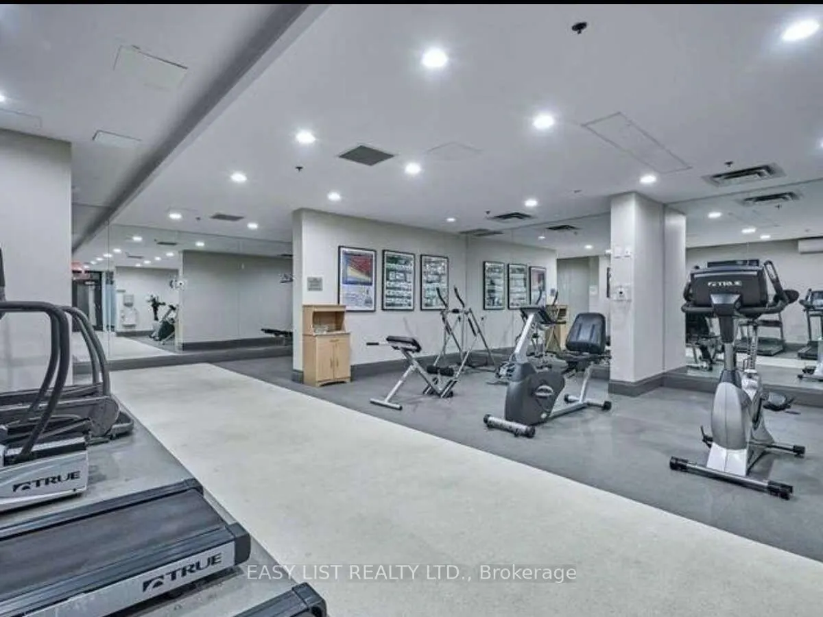 120 Dallimore Circle, #326