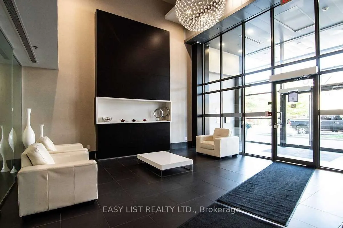 120 Dallimore Circle, #326
