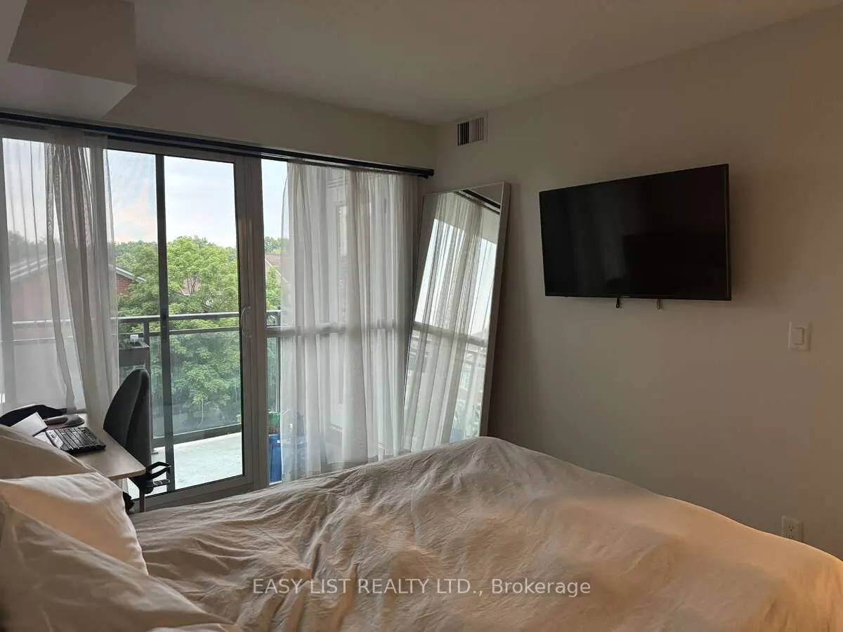 120 Dallimore Circle, #326