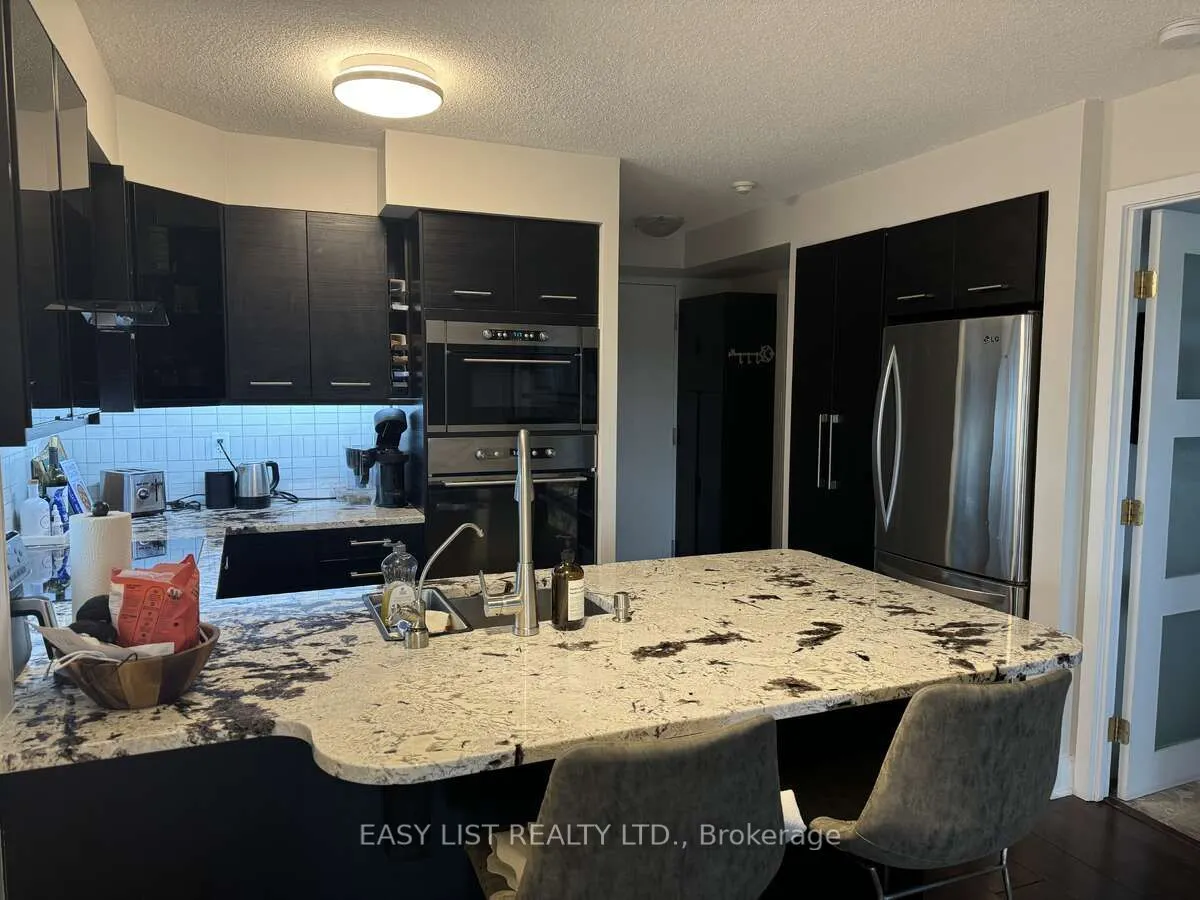 120 Dallimore Circle, #326