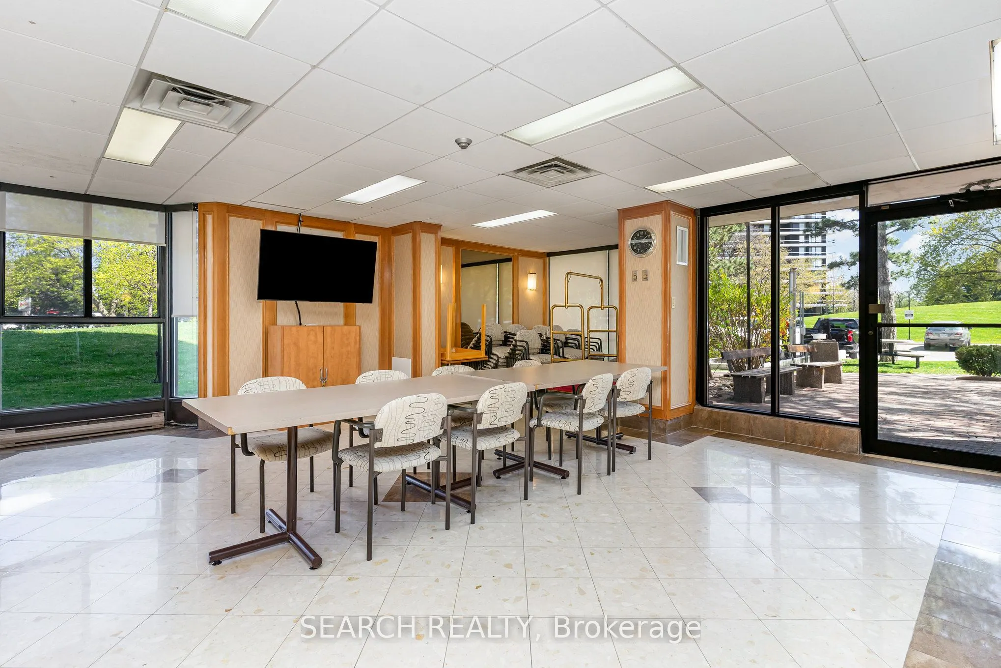 100 Antibes Drive, #2408
