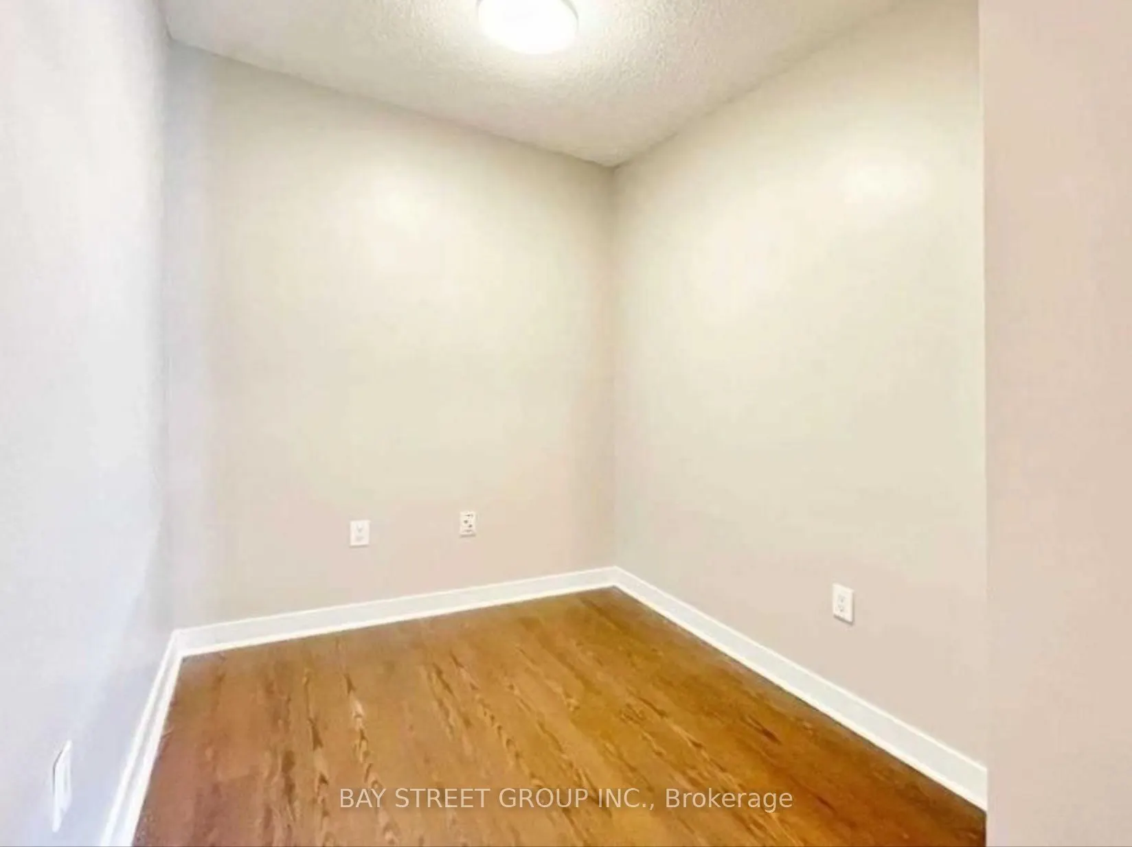 3 Navy Wharf Court, #1108