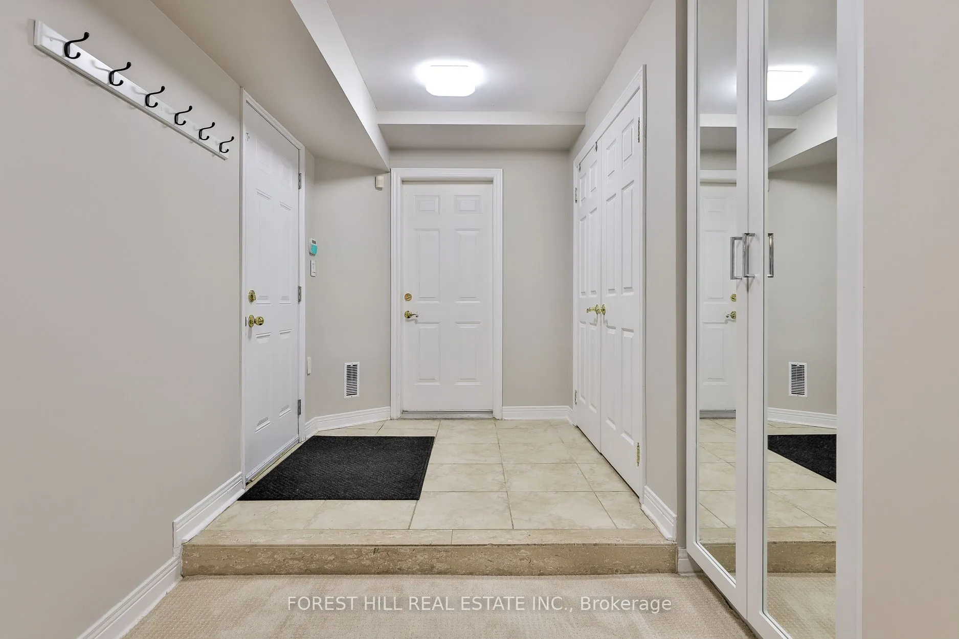 303 Joicey Boulevard