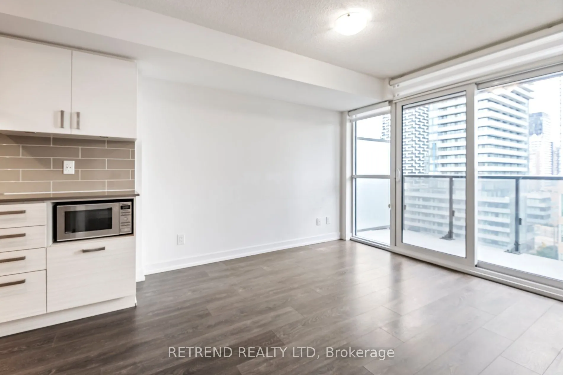 125 Redpath Avenue, #1004