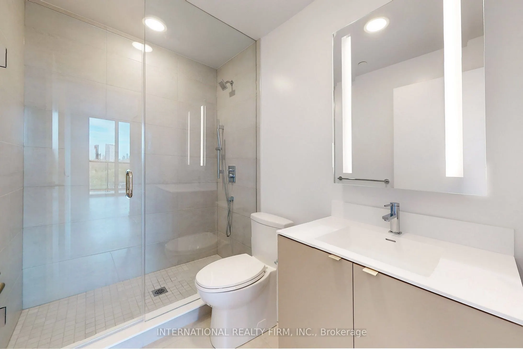 500 Dupont Street, #604