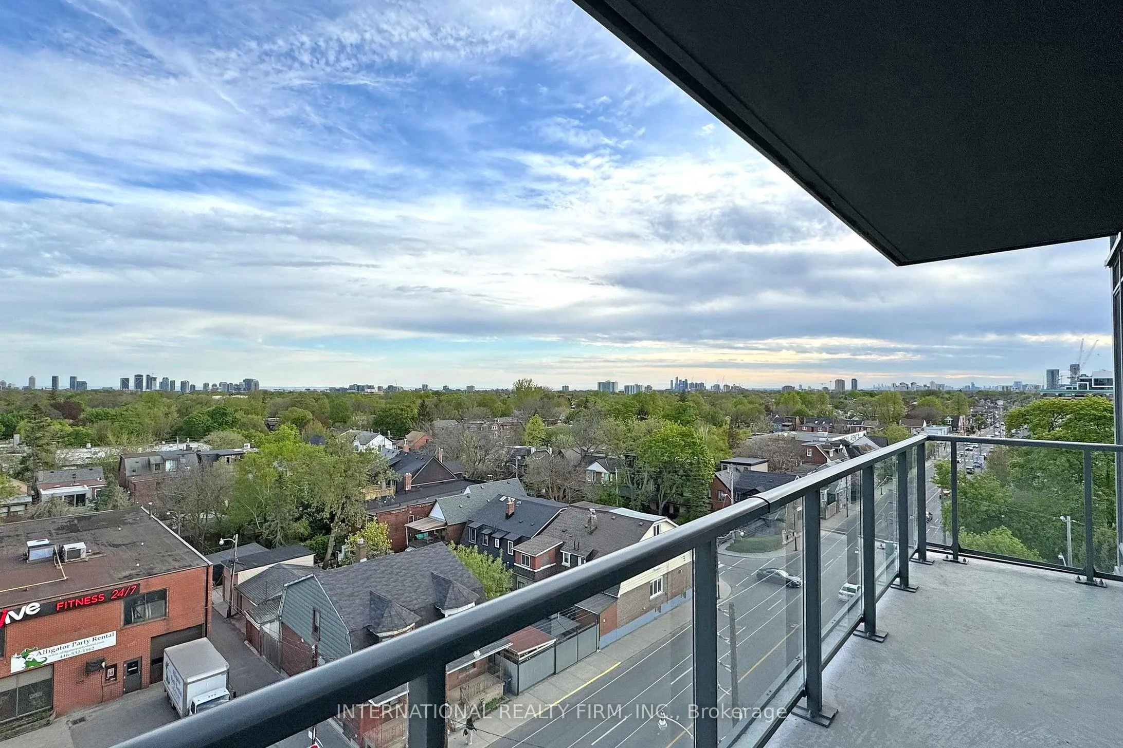 500 Dupont Street, #604