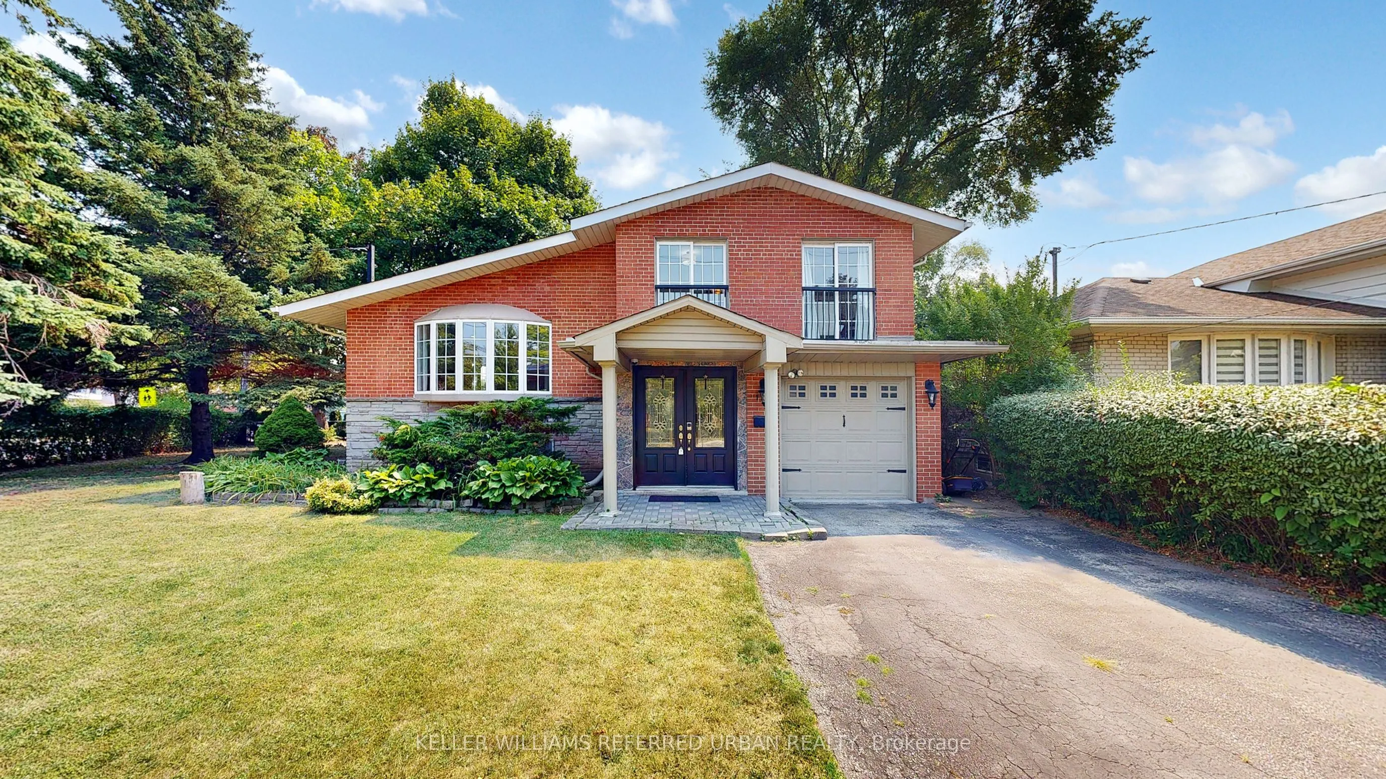129 Wyndcliff Crescent