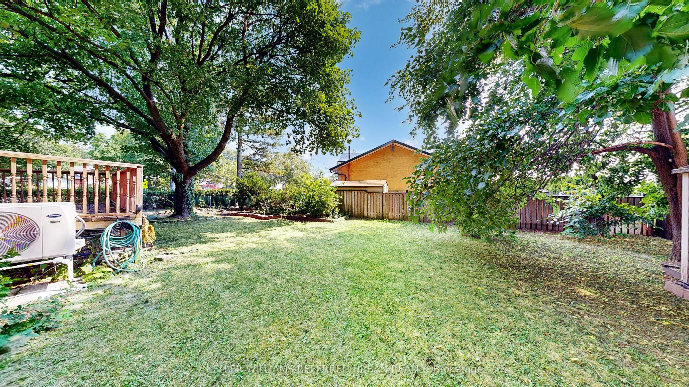 129 Wyndcliff Crescent