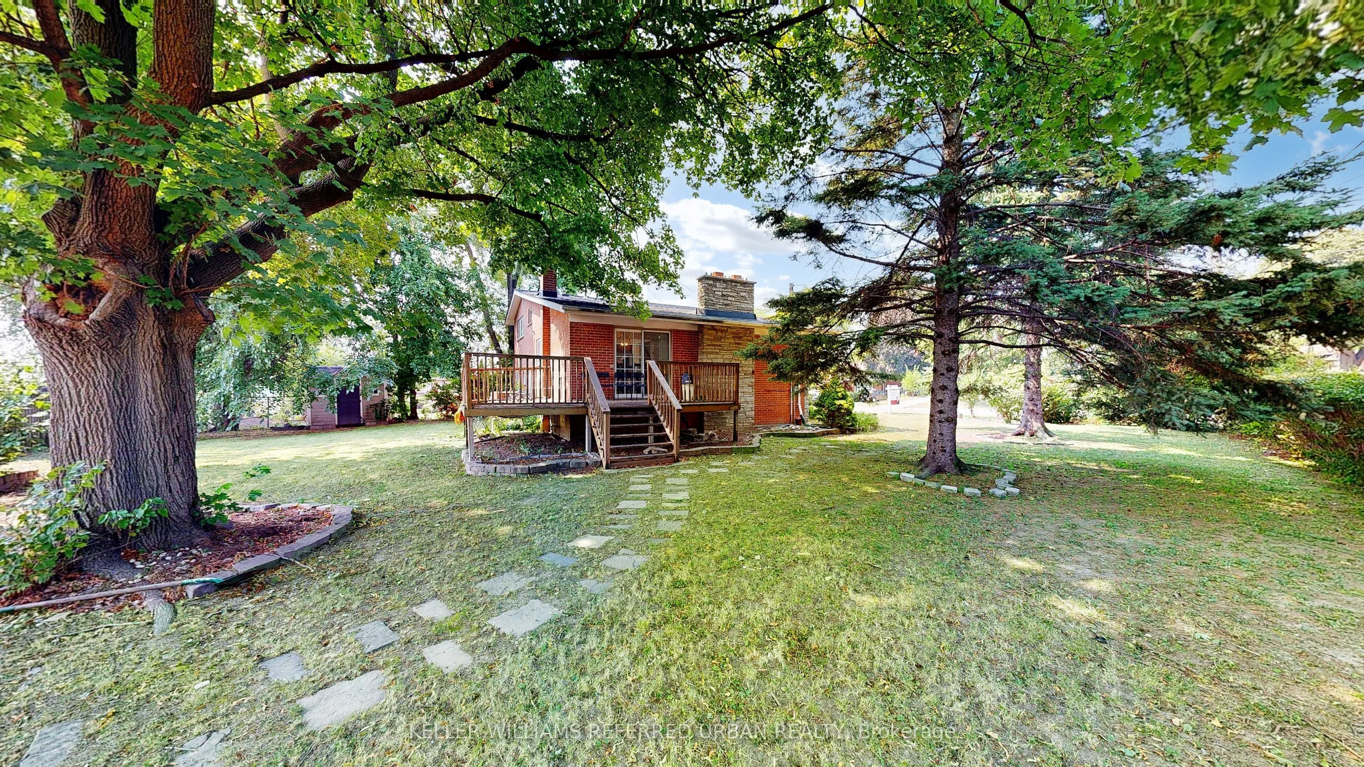 129 Wyndcliff Crescent