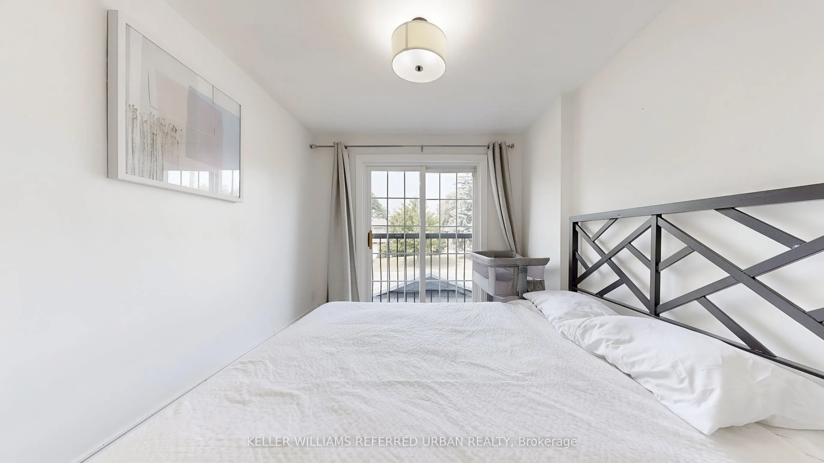 129 Wyndcliff Crescent