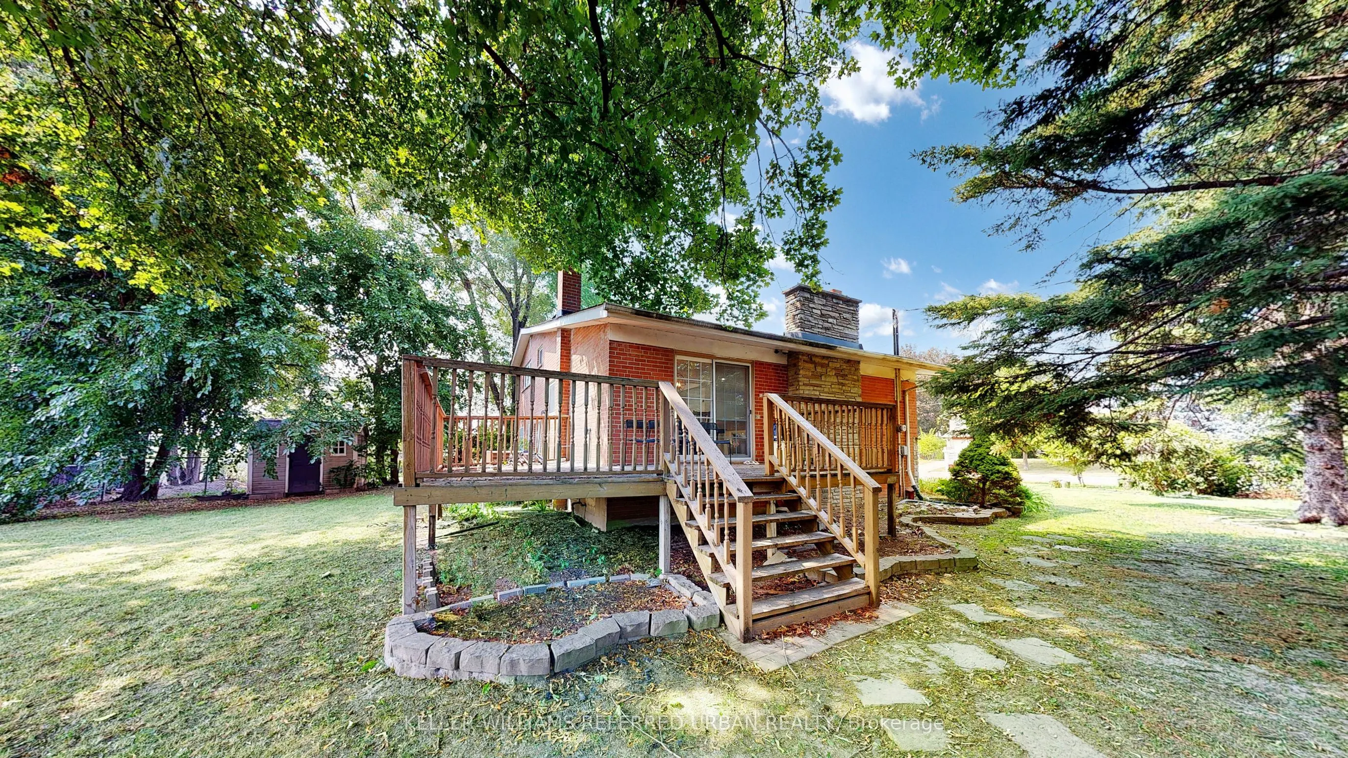 129 Wyndcliff Crescent