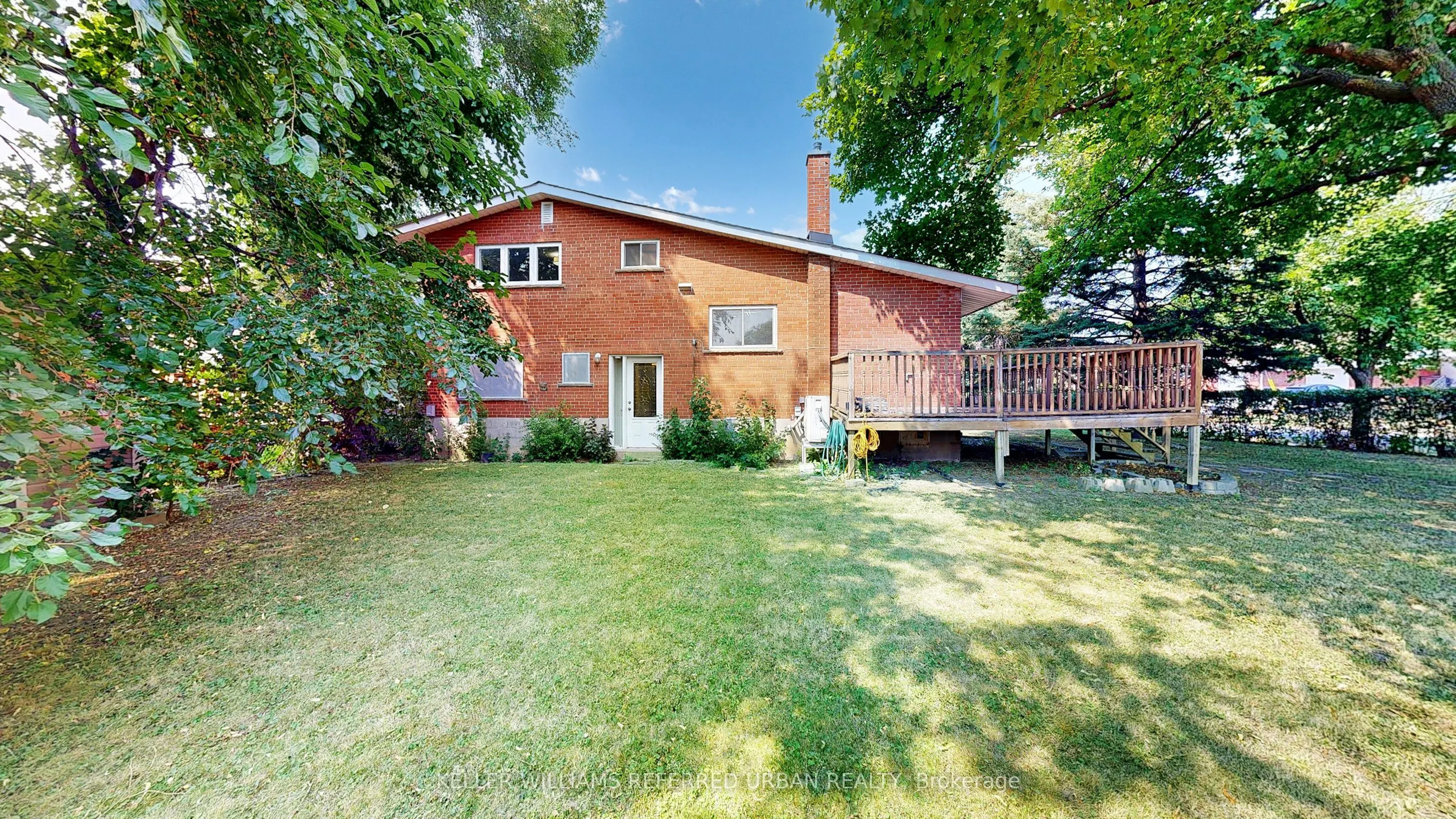 129 Wyndcliff Crescent
