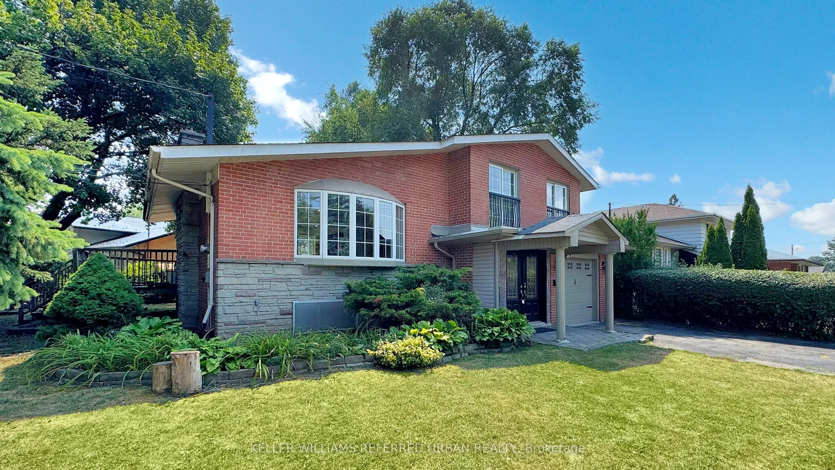 129 Wyndcliff Crescent