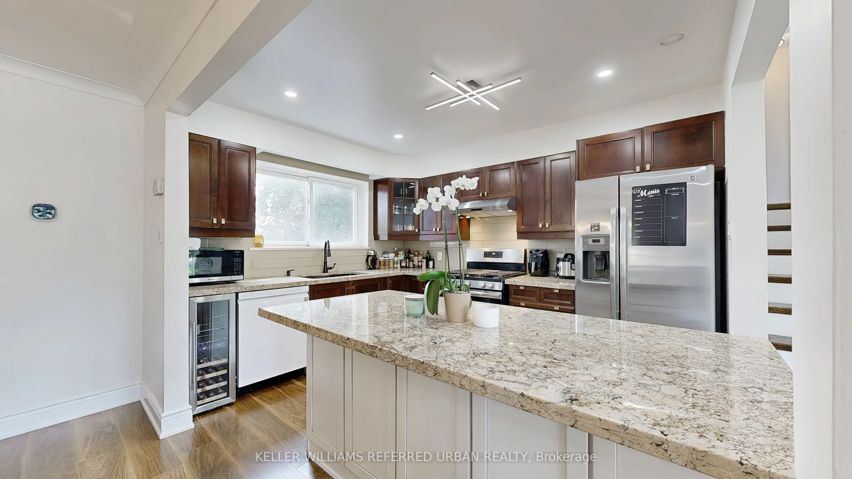 129 Wyndcliff Crescent
