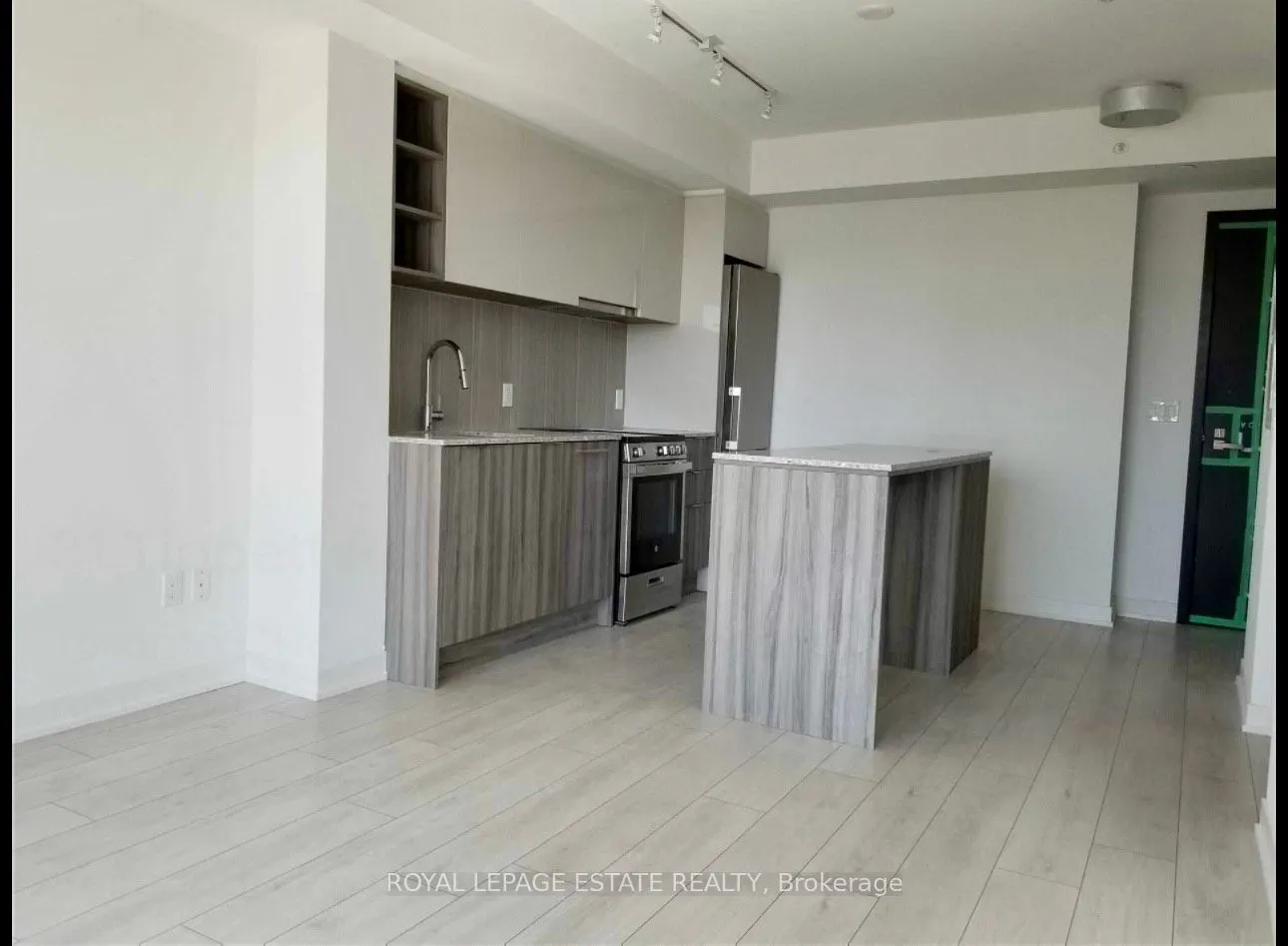 31 Tippett Road, #365