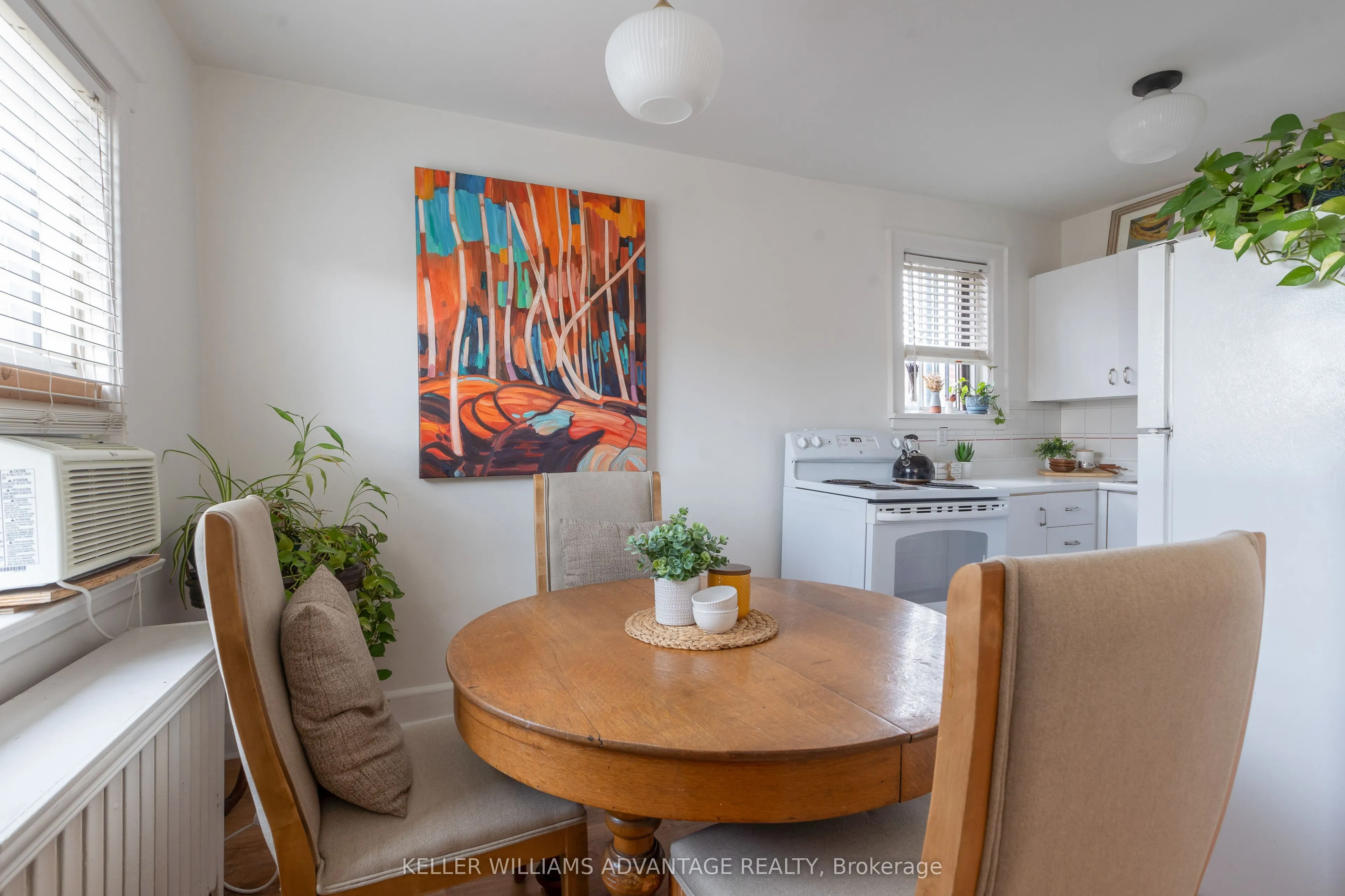 1646 Bathurst Street, #18