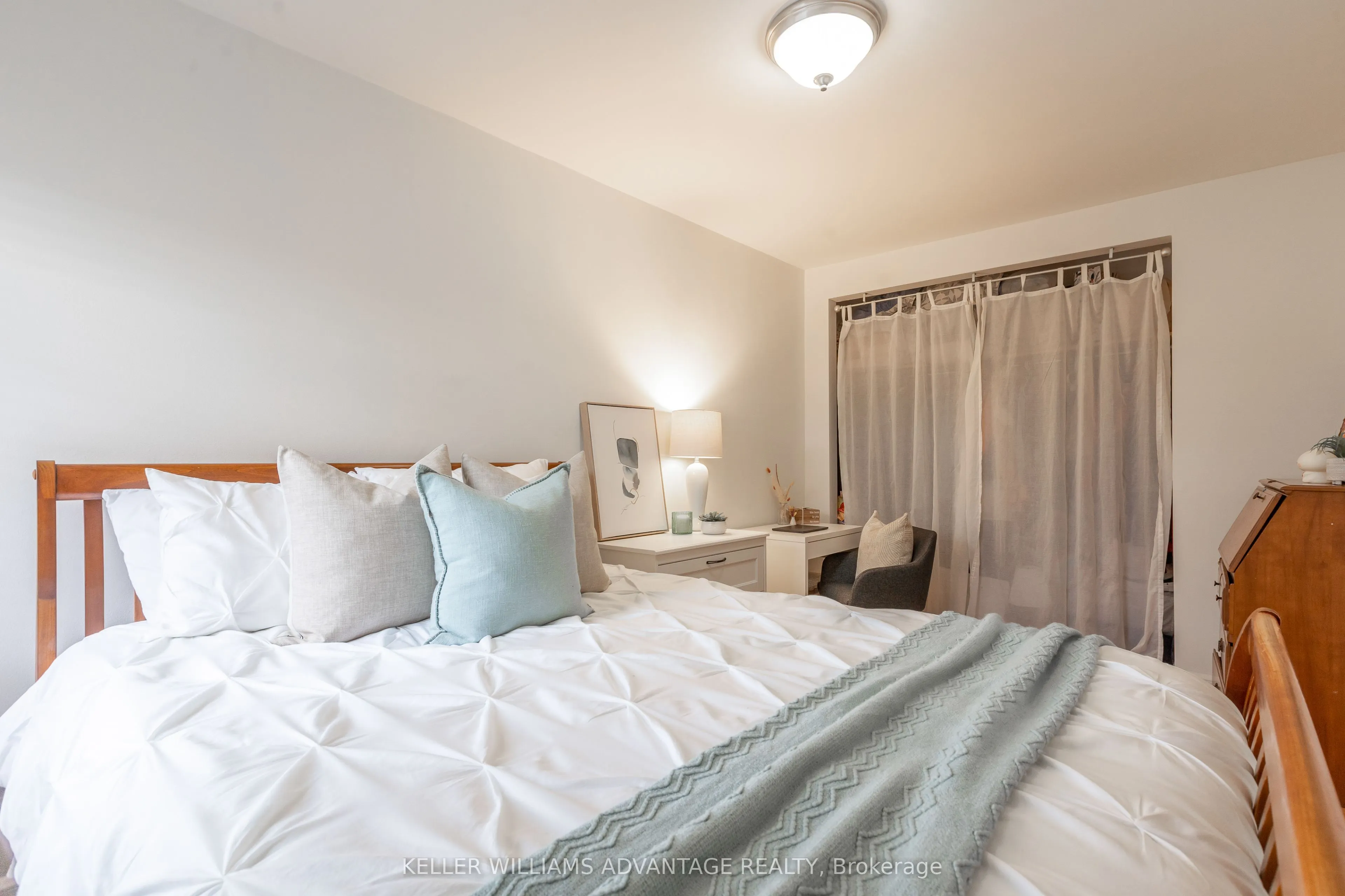 1646 Bathurst Street, #18