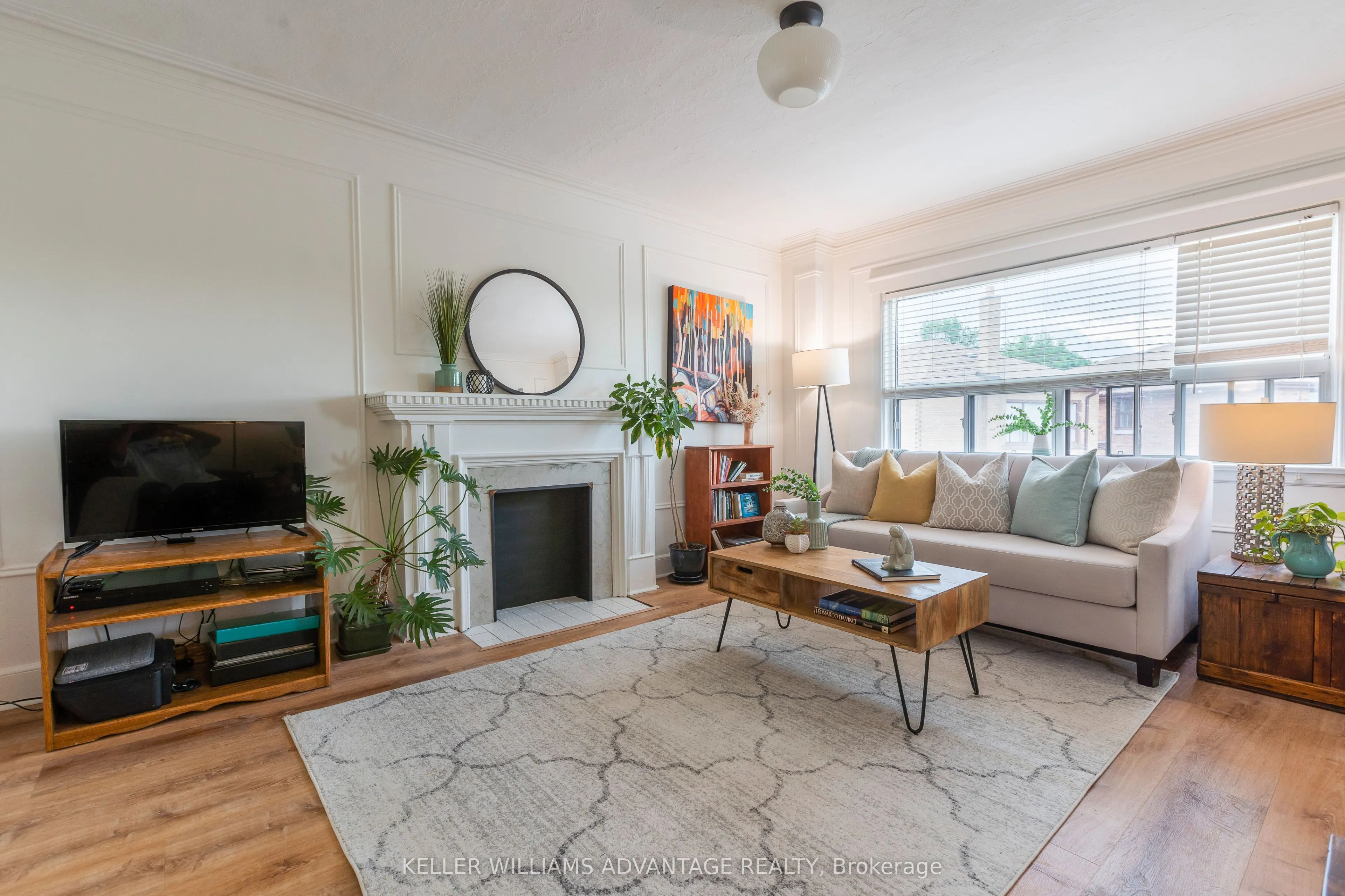 1646 Bathurst Street, #18