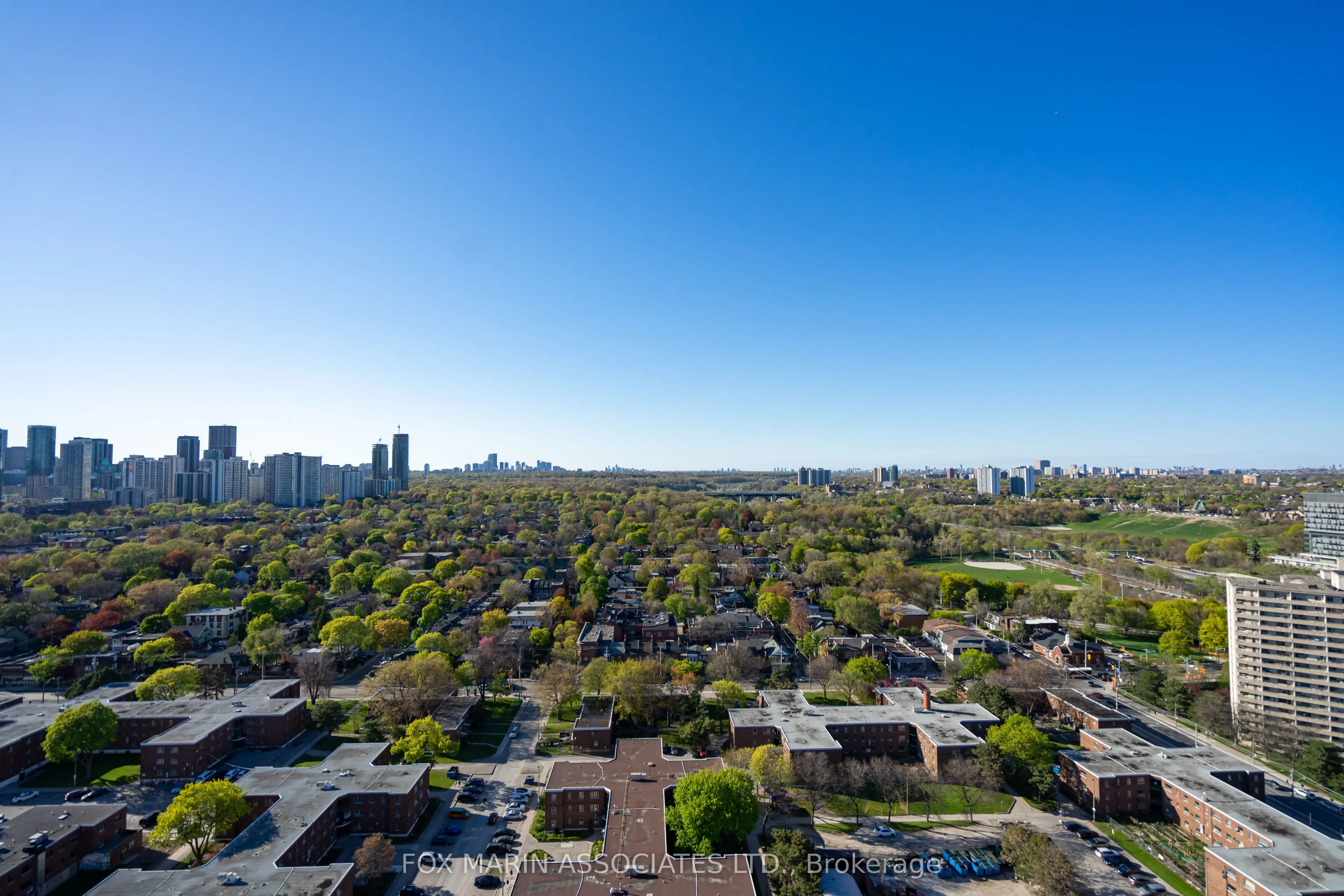 225 Sumach Street, #2611